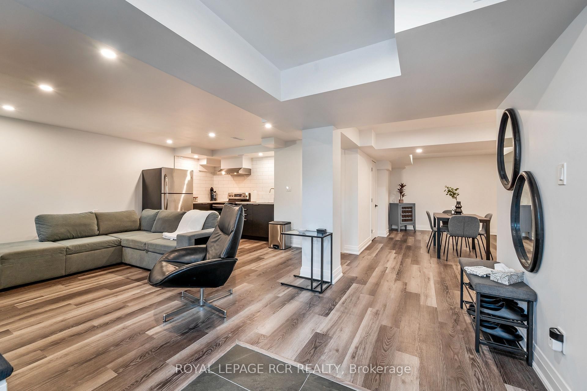 









7


Paisley

Way,
Orangeville,




ON
L9W 6Z5

