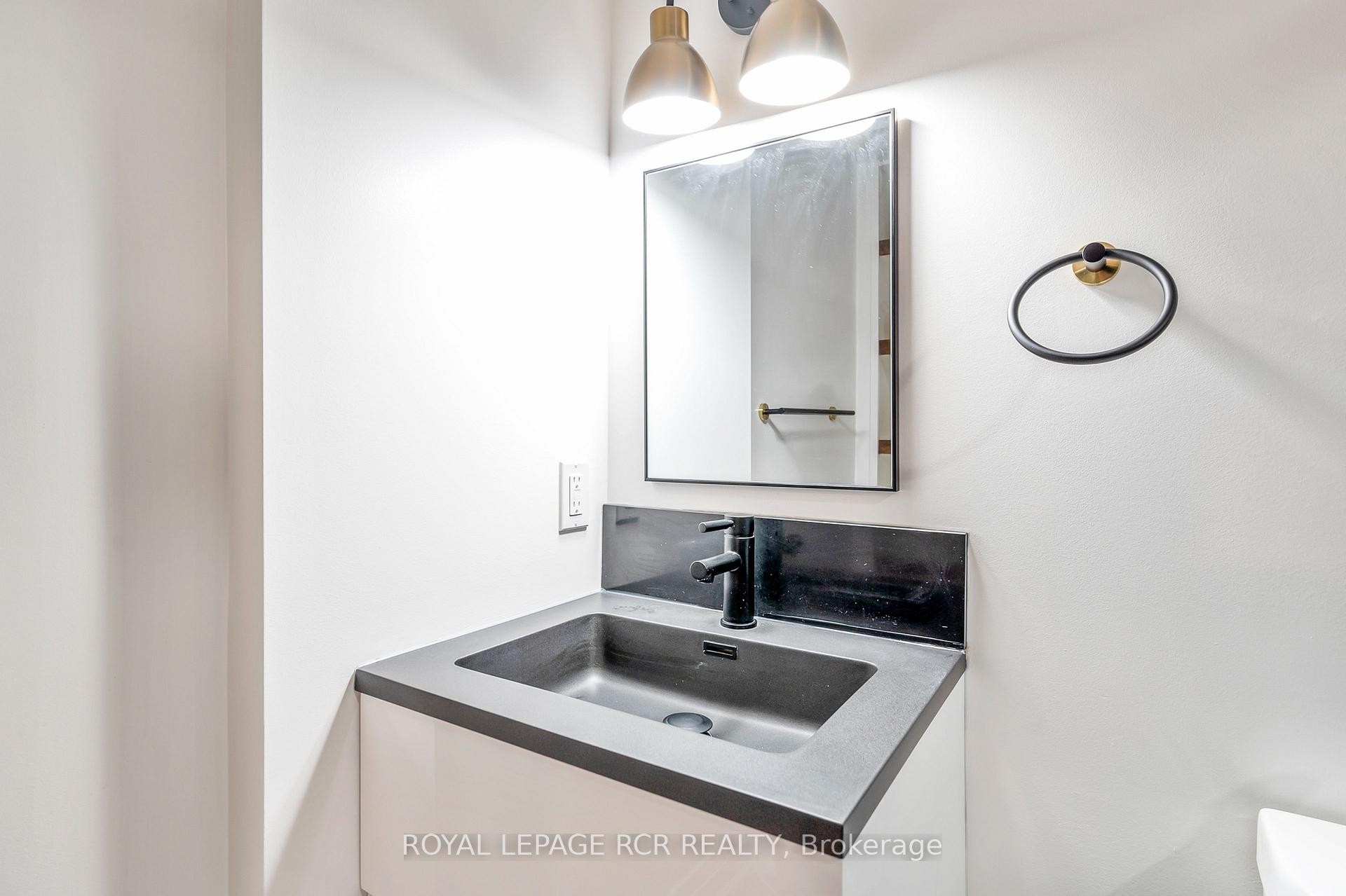 









7


Paisley

Way,
Orangeville,




ON
L9W 6Z5

