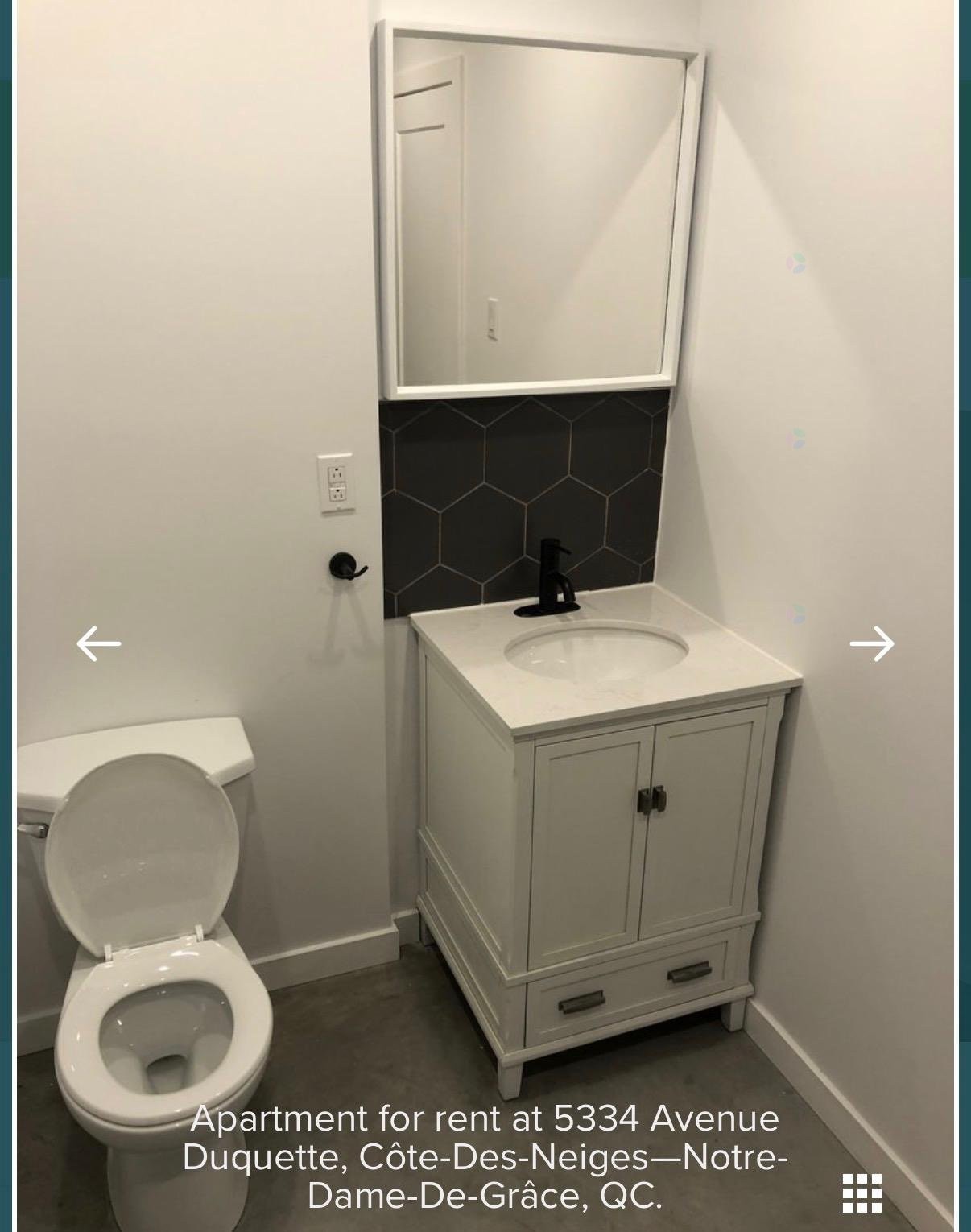 









5334


Av. Duquette

,
Montréal (Côte-des-Neiges/Notre-Dame-de-Grâce),




QC
H4A1J4

