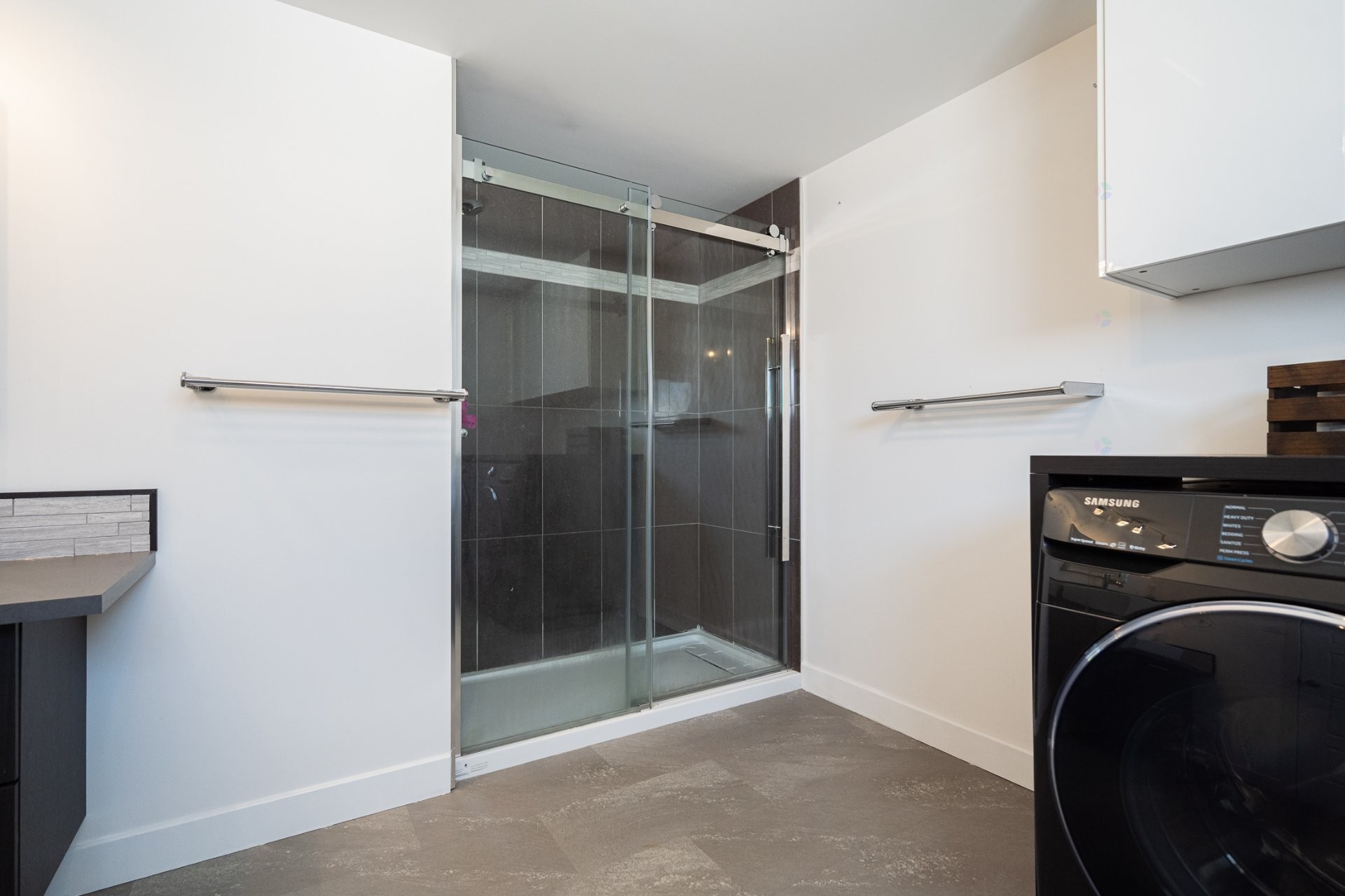 









16860


Rue Jacques-Cartier

,
Mirabel,




QC
J7J0M1

