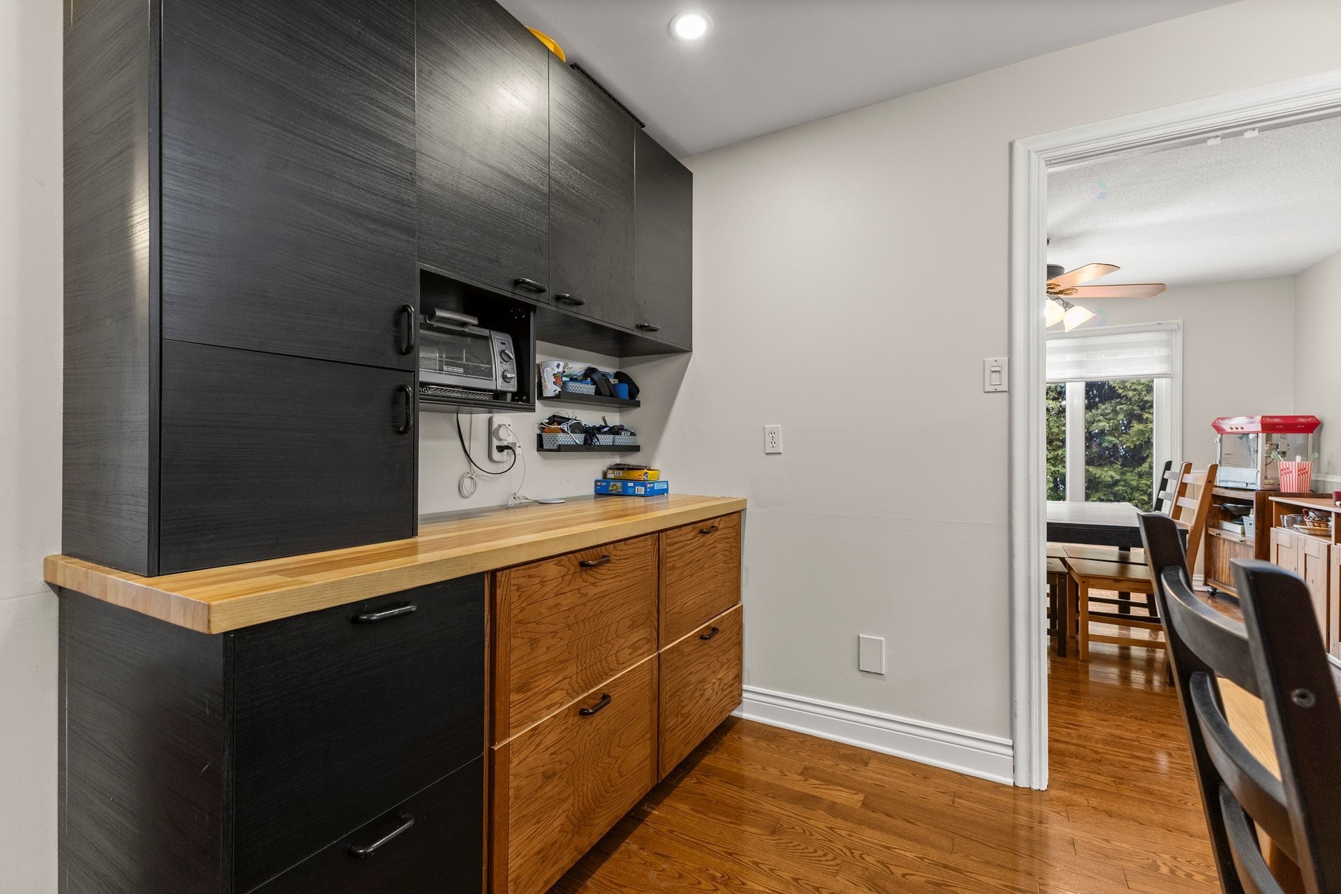 









451


Rue Pierre-Boileau

,
Montréal (L'Île-Bizard/Sainte-Geneviève),




QC
H9C1Z7

