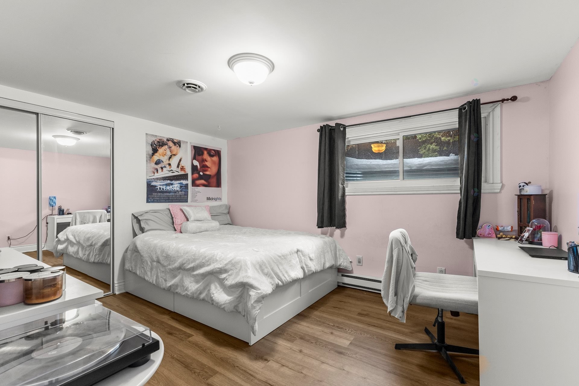 









451


Rue Pierre-Boileau

,
Montréal (L'Île-Bizard/Sainte-Geneviève),




QC
H9C1Z7

