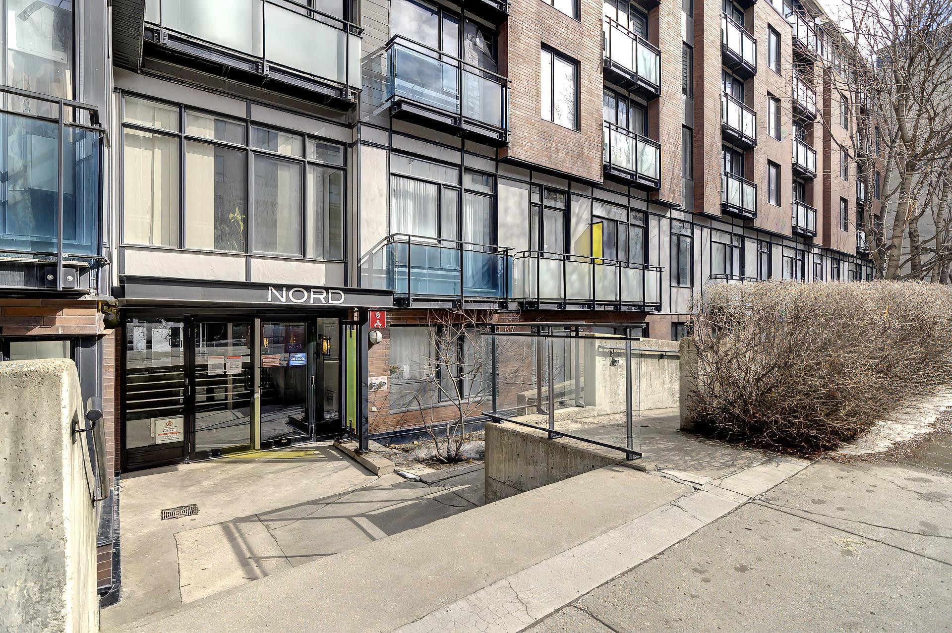 









1451


Rue Parthenais

, 230,
Montréal (Ville-Marie),




QC
H2K3R9

