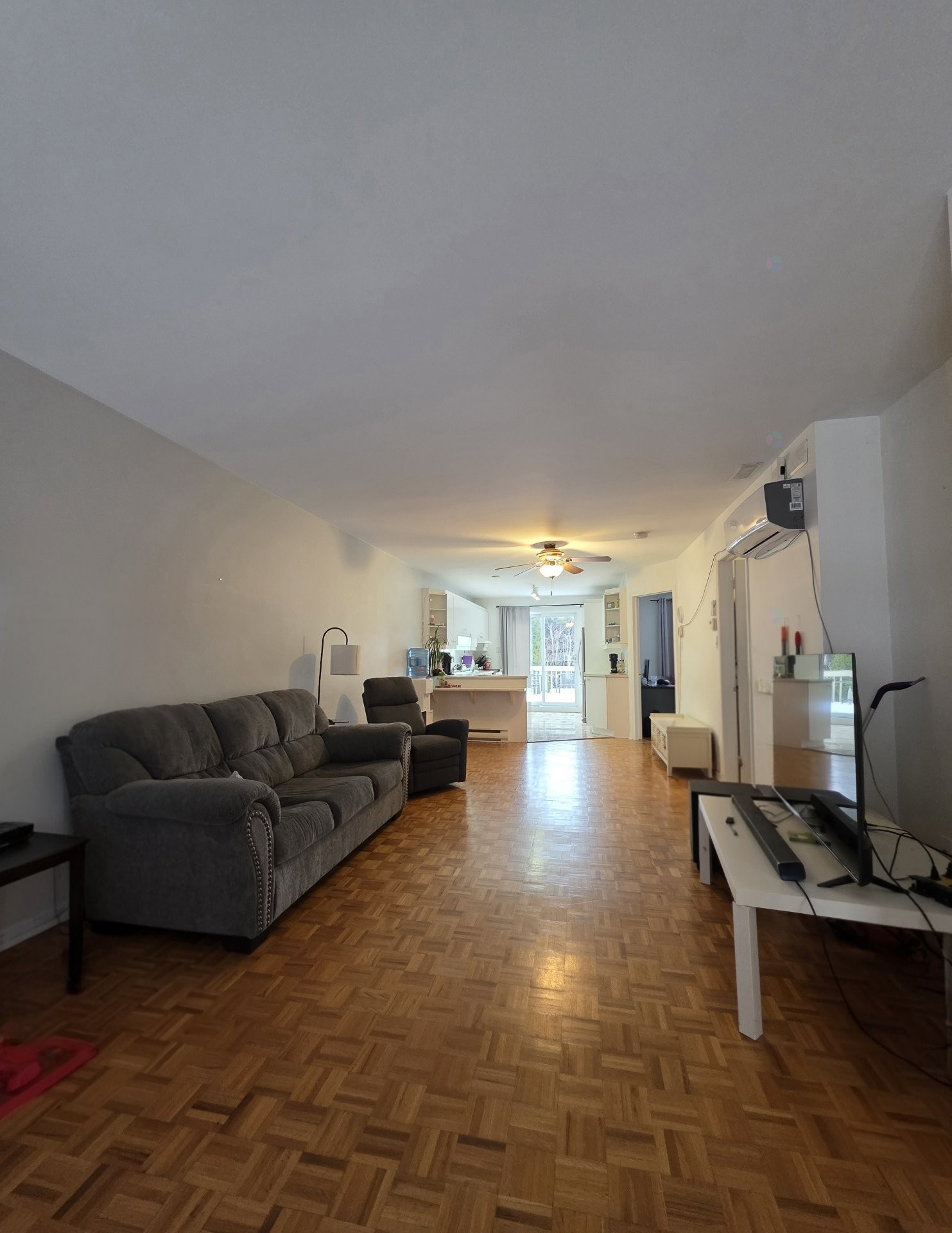 









5395


Rue Boisjoli

,
Longueuil (Saint-Hubert),




QC
J3Y6C3

