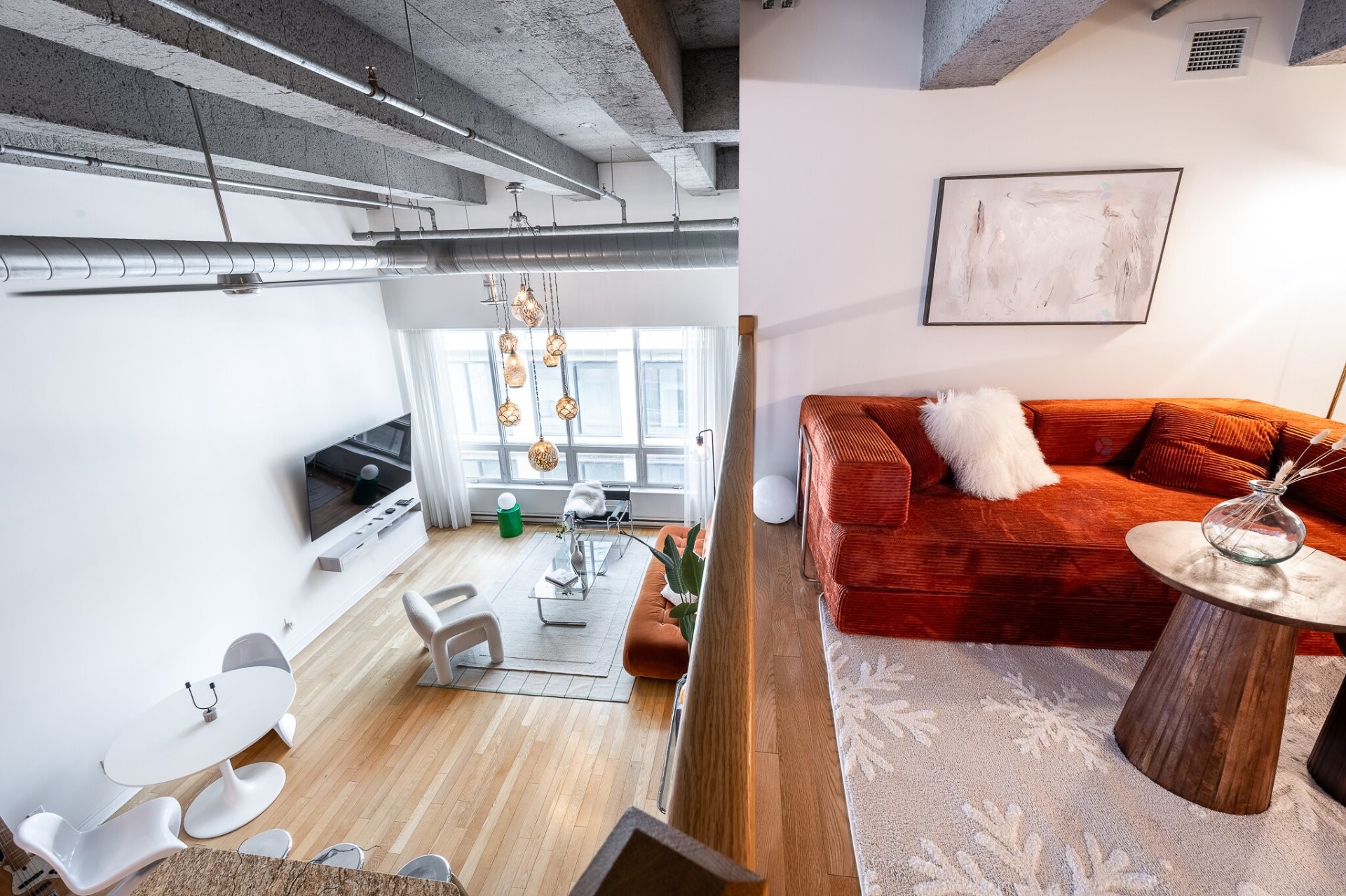 









1200


Rue St-Alexandre

, 704,
Montréal (Ville-Marie),




QC
H3B3H5

