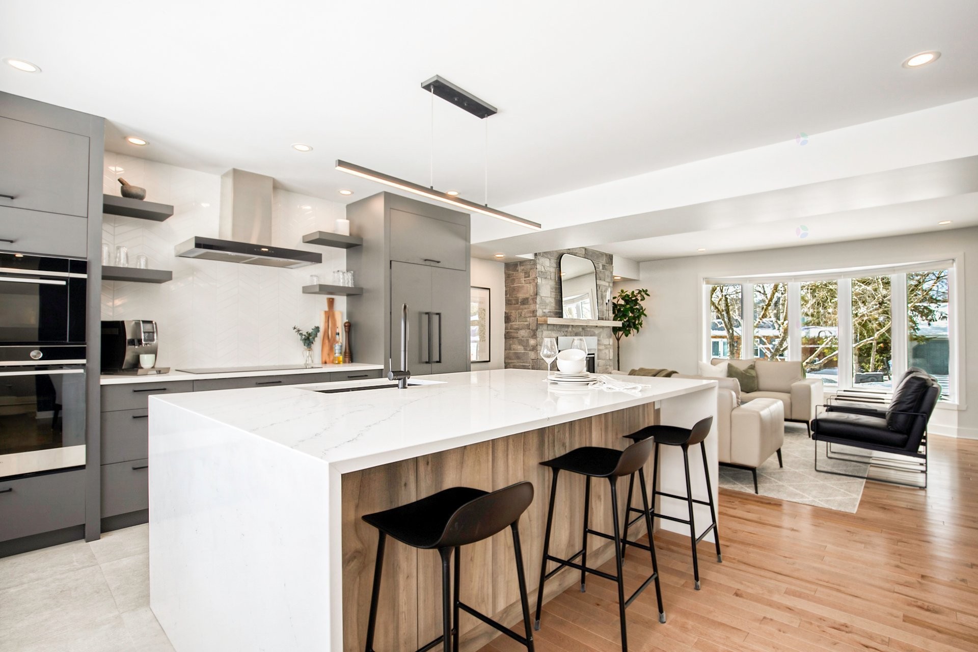 









1984


Rue La Corne

,
Saint-Bruno-de-Montarville,




QC
J3V4Z9

