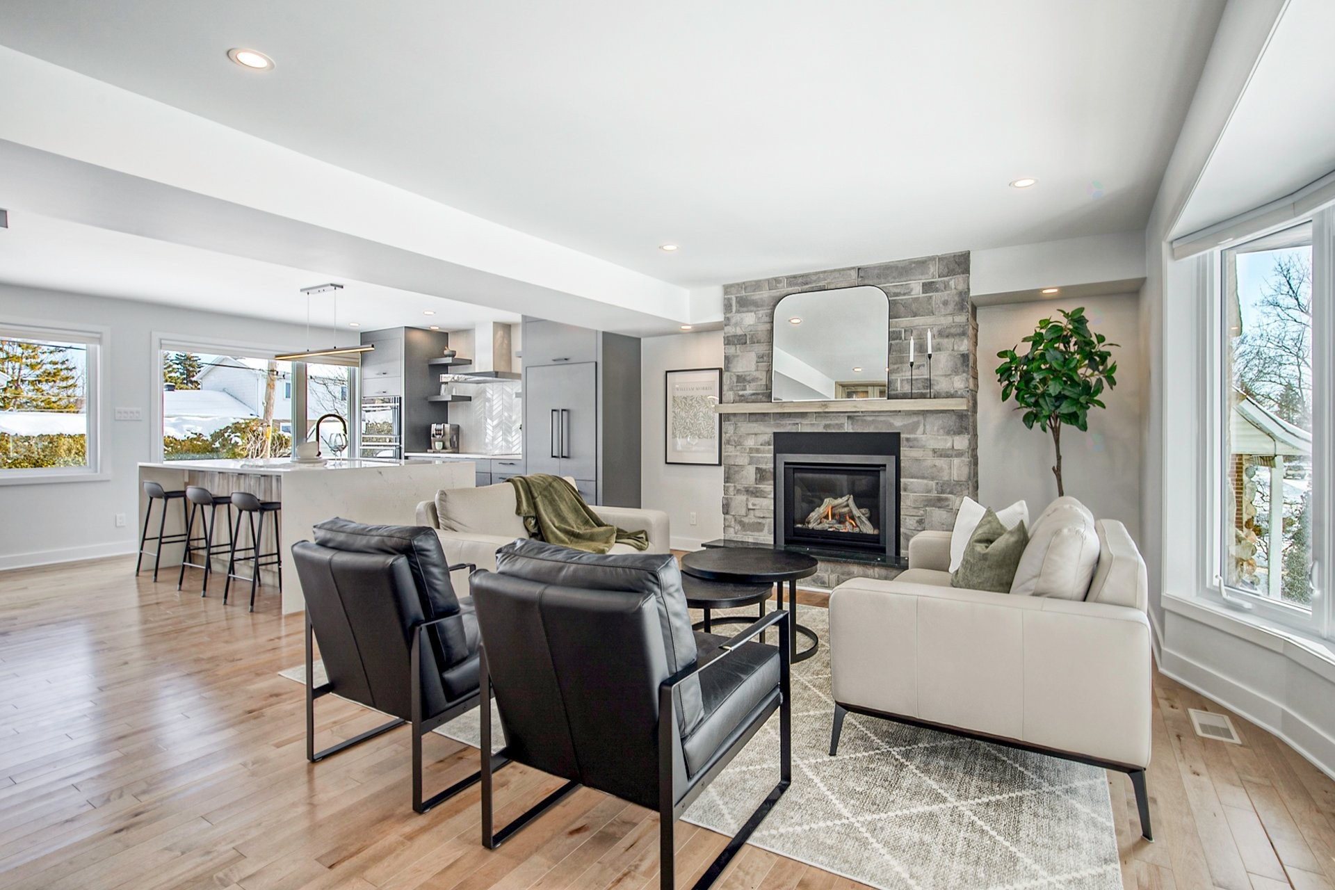 









1984


Rue La Corne

,
Saint-Bruno-de-Montarville,




QC
J3V4Z9

