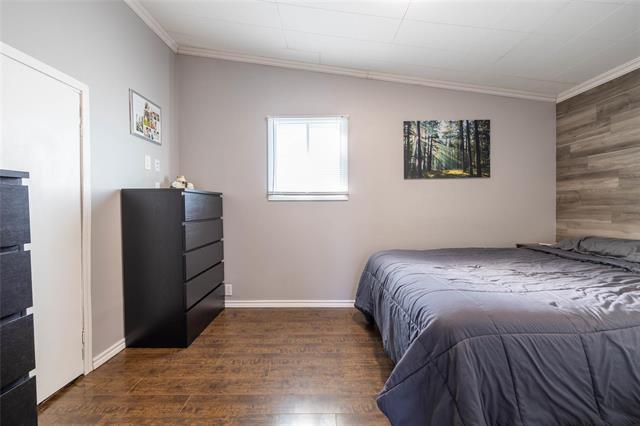 









6


King

ST,
Stony Mountain,




MB
R0C 3A0

