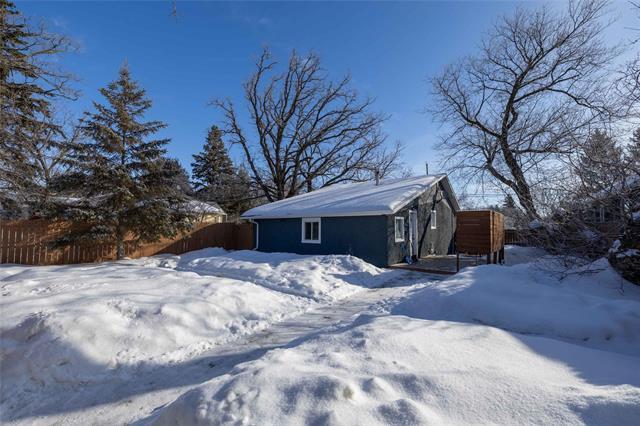 









6


King

ST,
Stony Mountain,




MB
R0C 3A0

