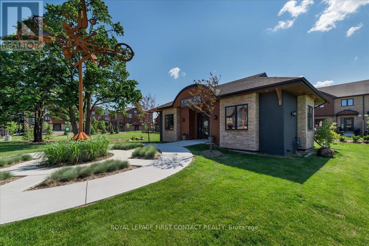 












4 - 35 MADELAINE DRIVE

,
Barrie,




Ontario
L9J0G8

