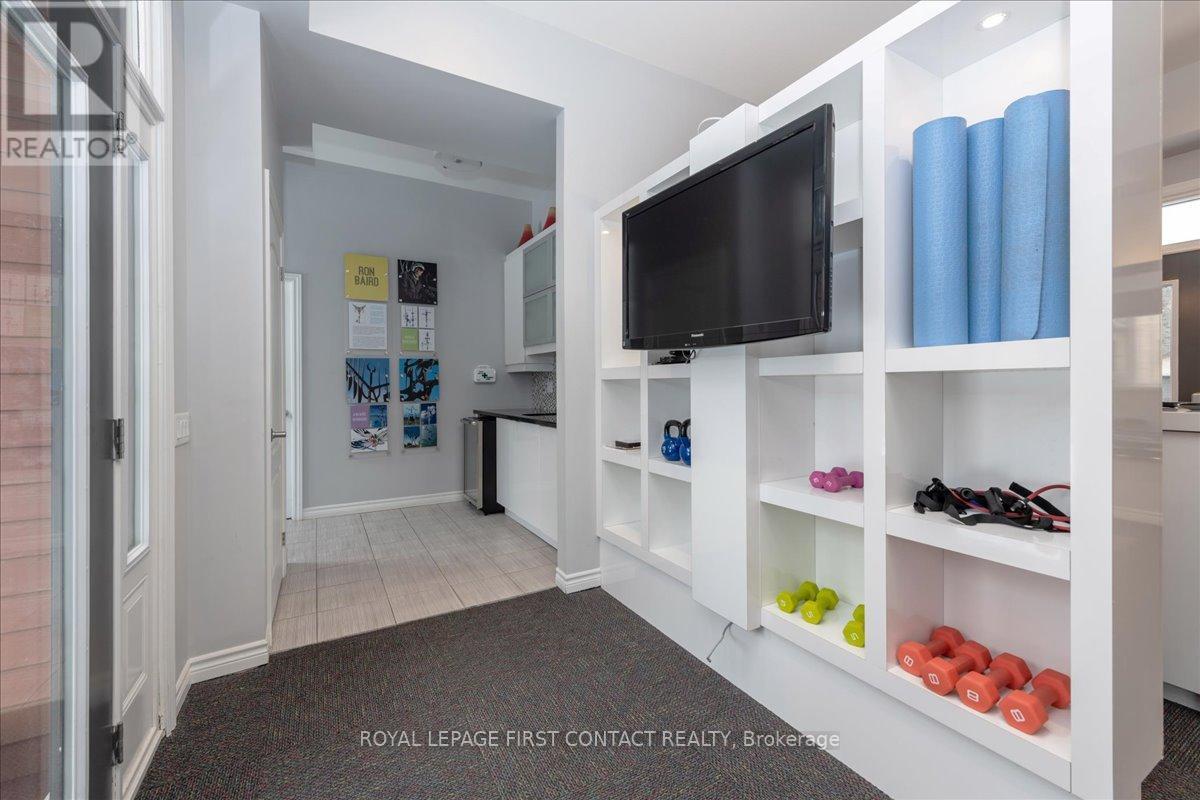 












4 - 35 MADELAINE DRIVE

,
Barrie,




Ontario
L9J0G8

