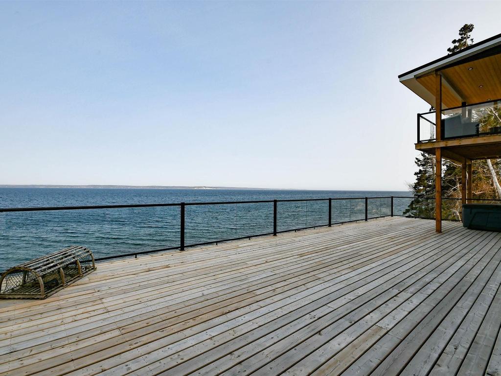 












1907 Highway 329

,
Hubbards,




NS
B0J 1T0

