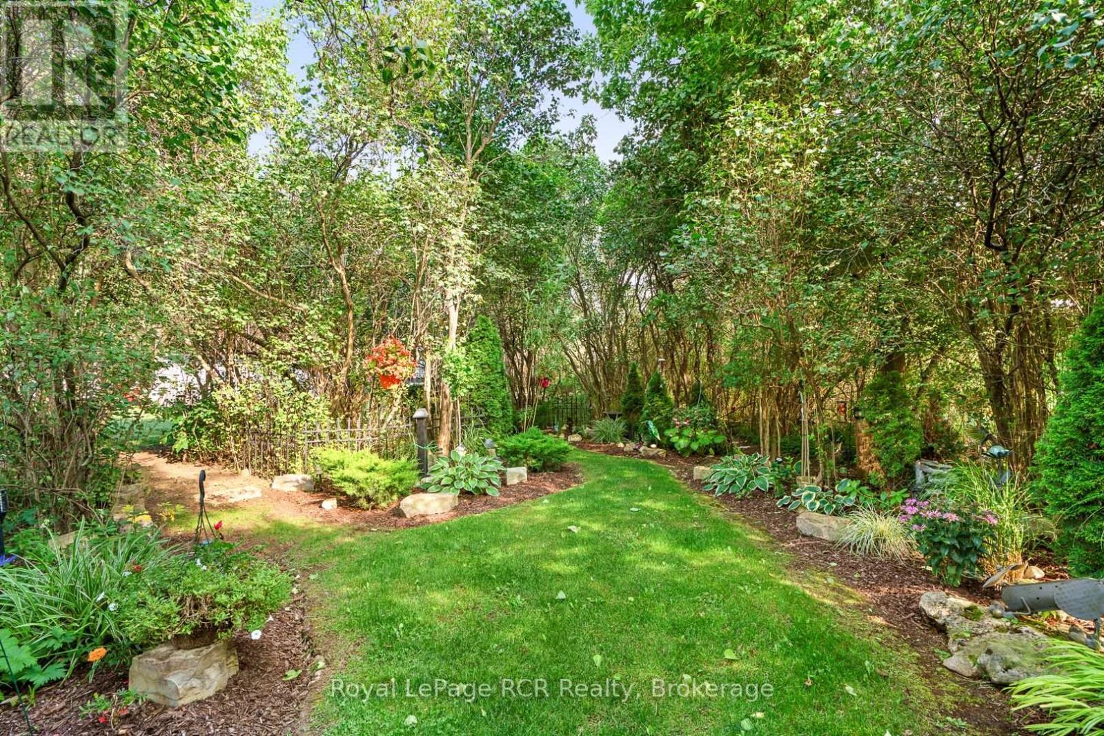 












302769 DOUGLAS STREET

,
West Grey,




Ontario
N0G1R0

