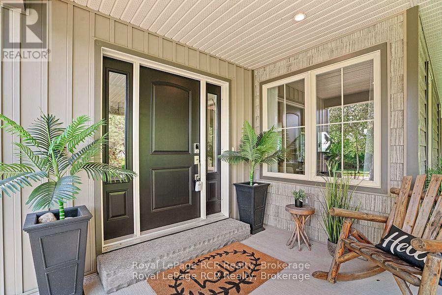 












302769 DOUGLAS STREET

,
West Grey,




Ontario
N0G1R0

