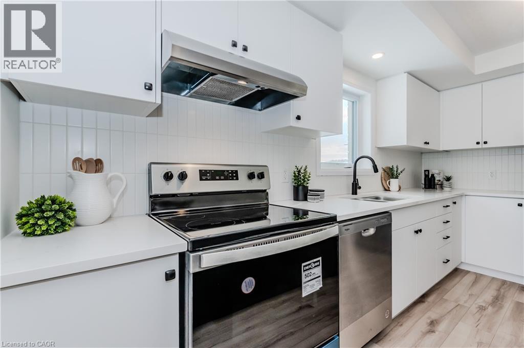 












15 STAUFFER WOODS Trail Unit# A4

,
Kitchener,




Ontario
N2P0L1

