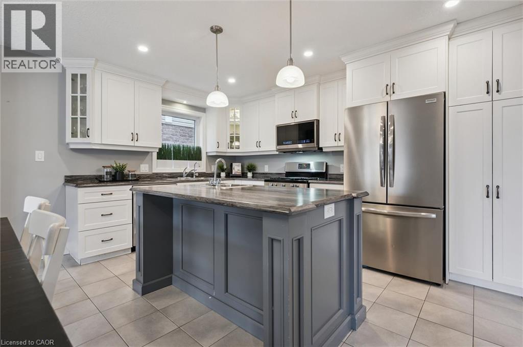 












75 WOODBERRY Crescent

,
Elmira,




Ontario
N3B0C5

