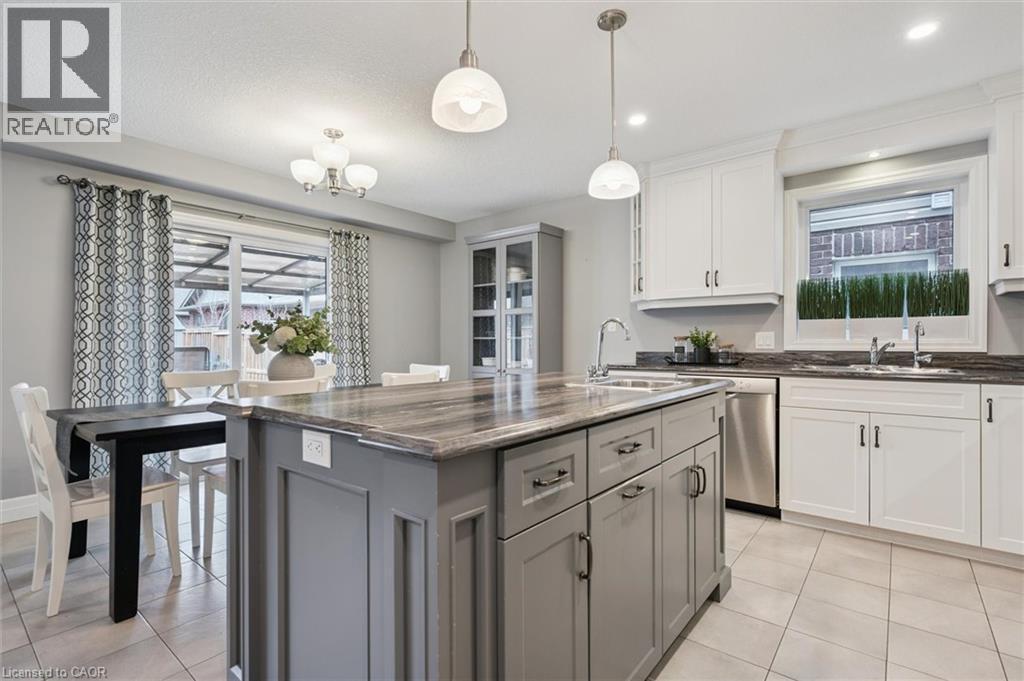 












75 WOODBERRY Crescent

,
Elmira,




Ontario
N3B0C5

