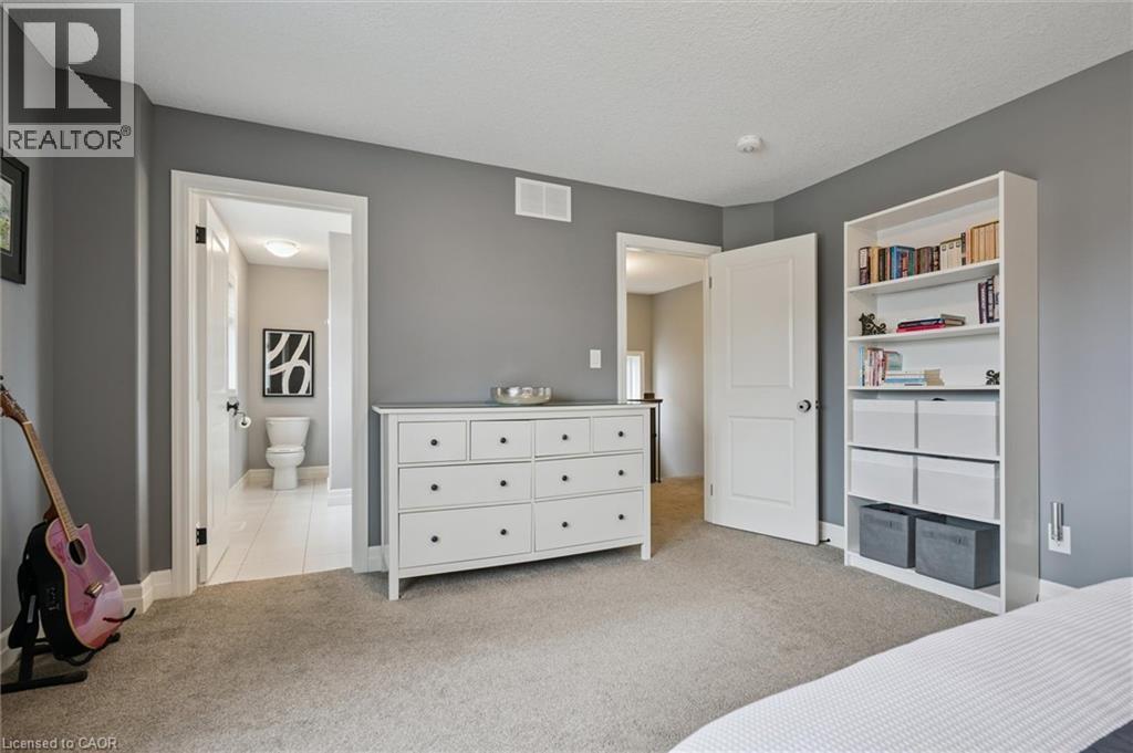 












75 WOODBERRY Crescent

,
Elmira,




Ontario
N3B0C5

