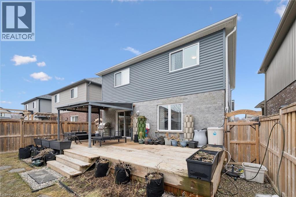 












75 WOODBERRY Crescent

,
Elmira,




Ontario
N3B0C5

