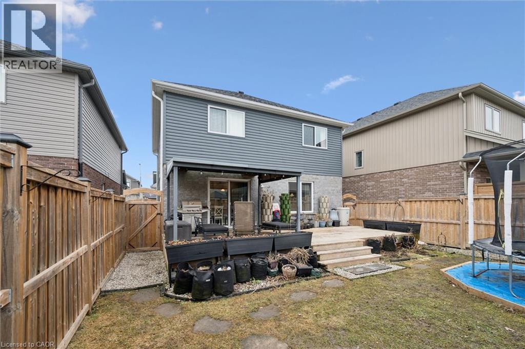 












75 WOODBERRY Crescent

,
Elmira,




Ontario
N3B0C5

