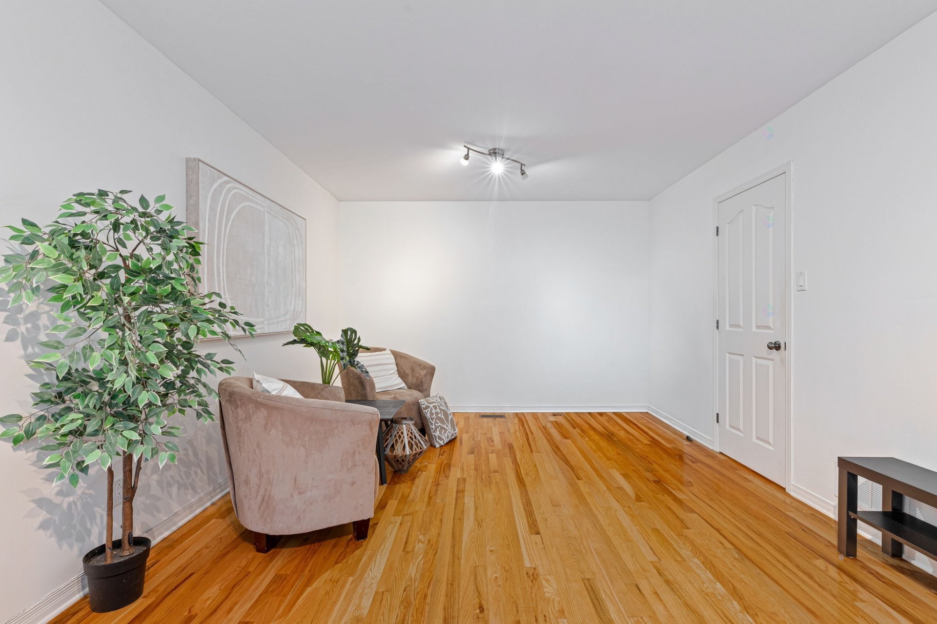 









767


Rue Wilfrid-Pelletier

,
Boucherville,




QC
J4B8V1

