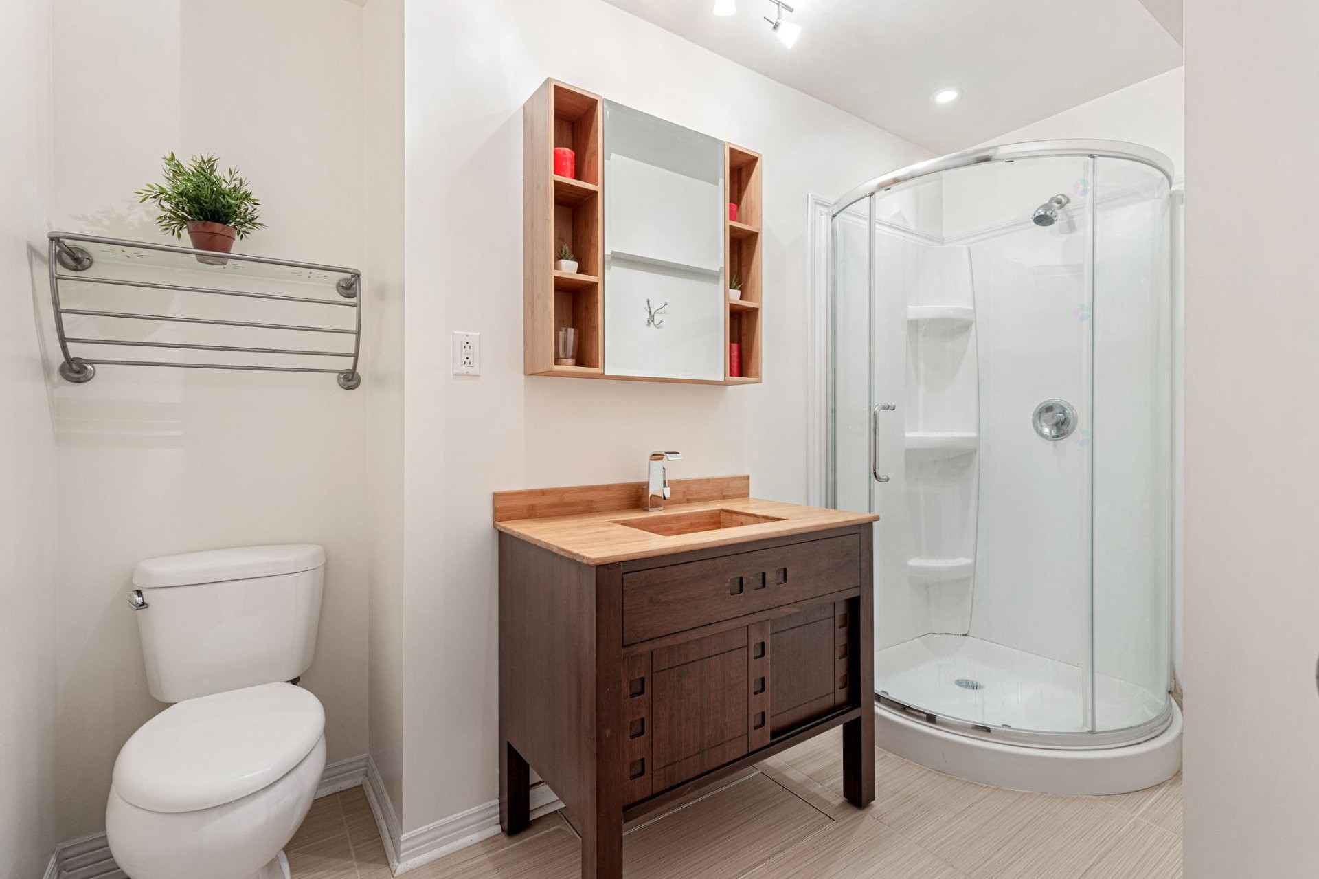 









767


Rue Wilfrid-Pelletier

,
Boucherville,




QC
J4B8V1

