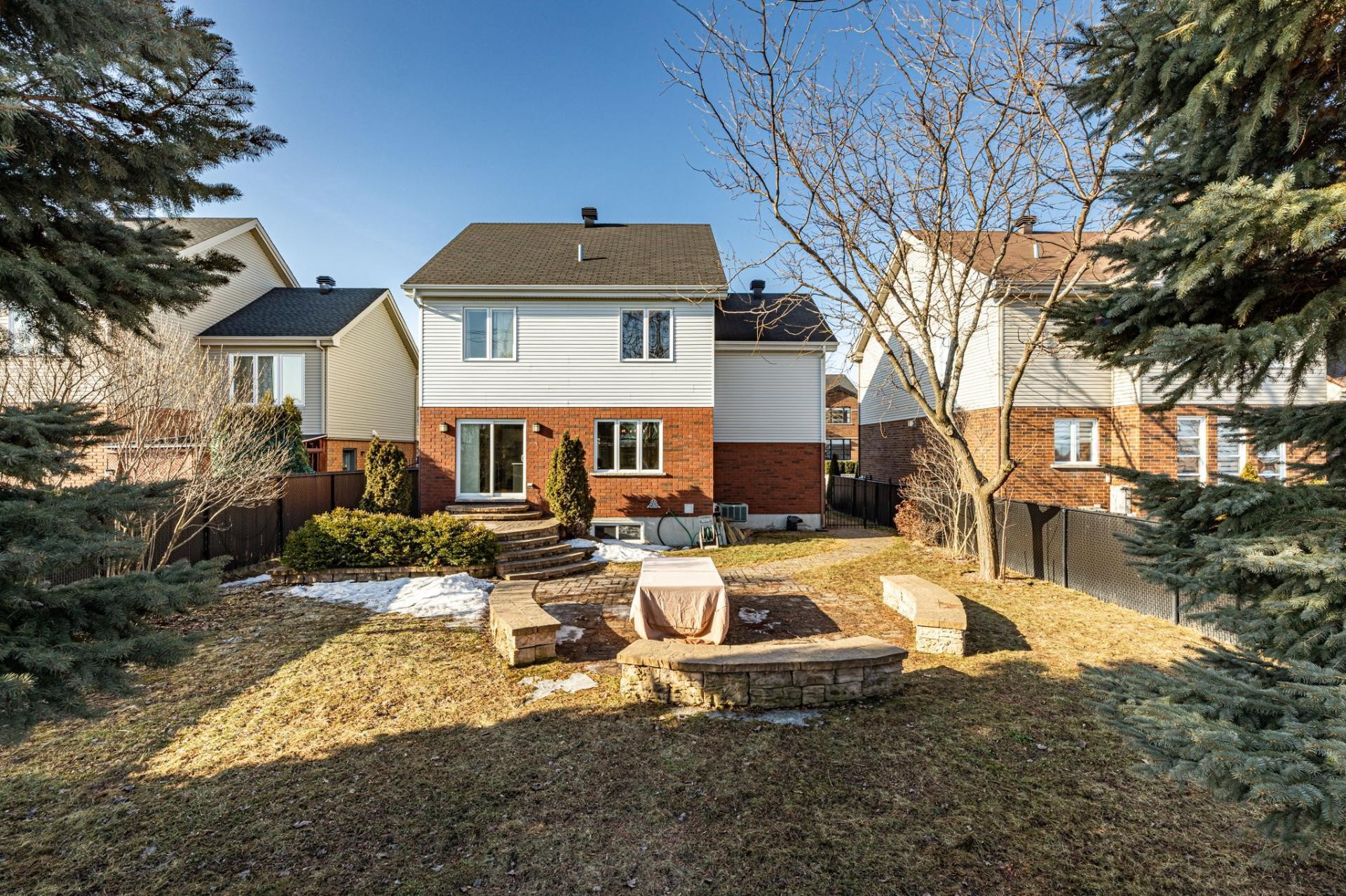 









767


Rue Wilfrid-Pelletier

,
Boucherville,




QC
J4B8V1

