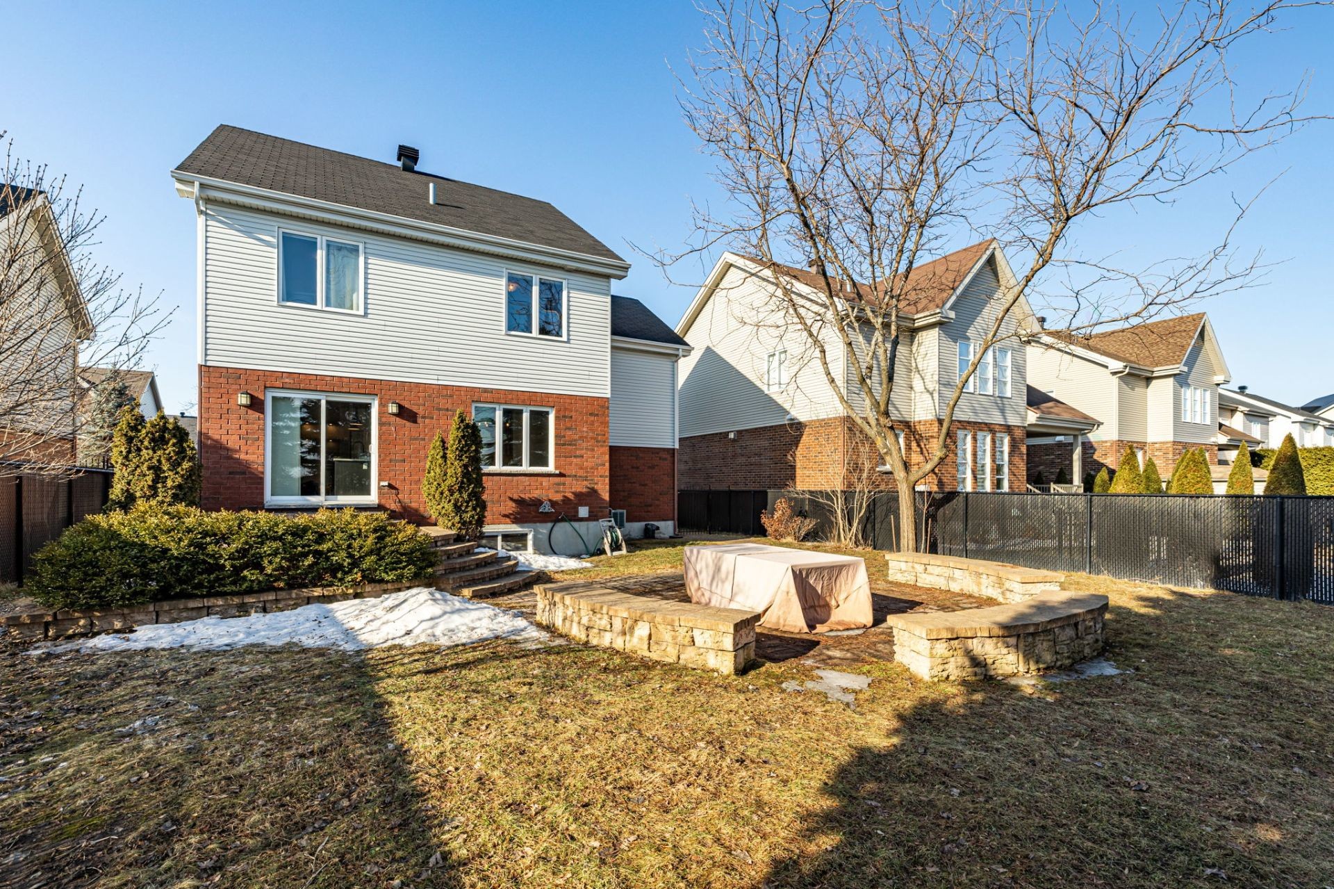 









767


Rue Wilfrid-Pelletier

,
Boucherville,




QC
J4B8V1


