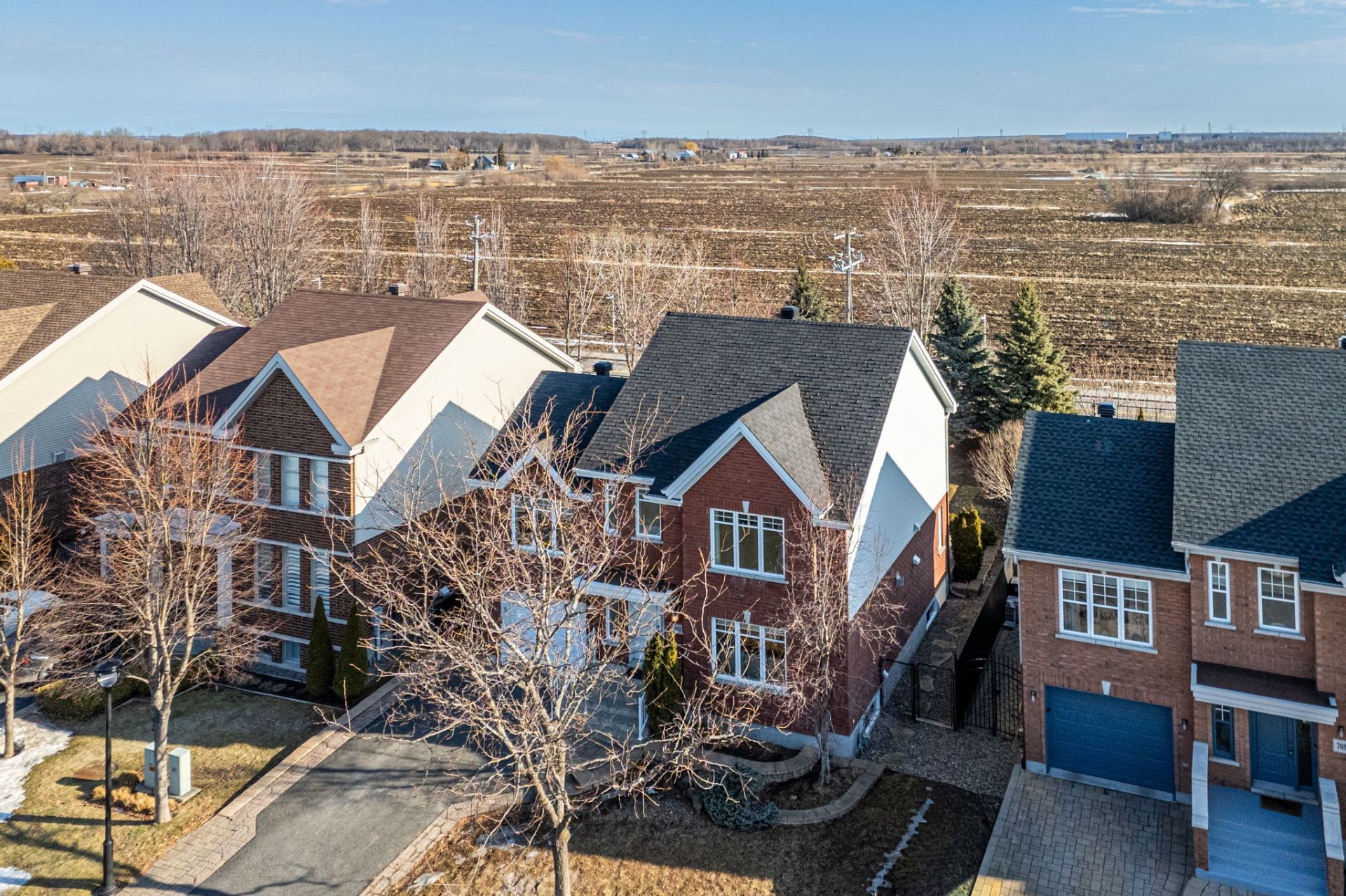 









767


Rue Wilfrid-Pelletier

,
Boucherville,




QC
J4B8V1

