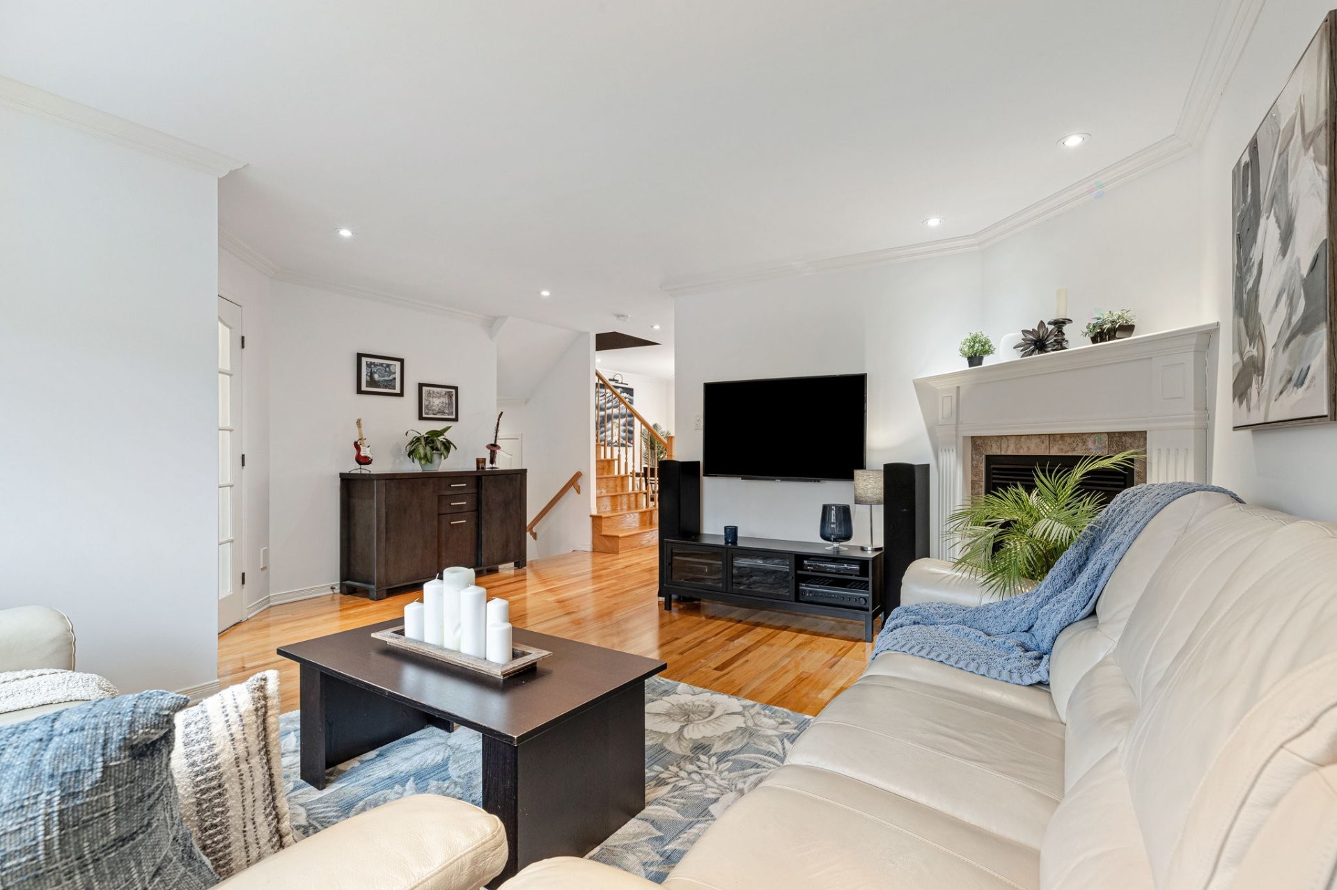 









767


Rue Wilfrid-Pelletier

,
Boucherville,




QC
J4B8V1

