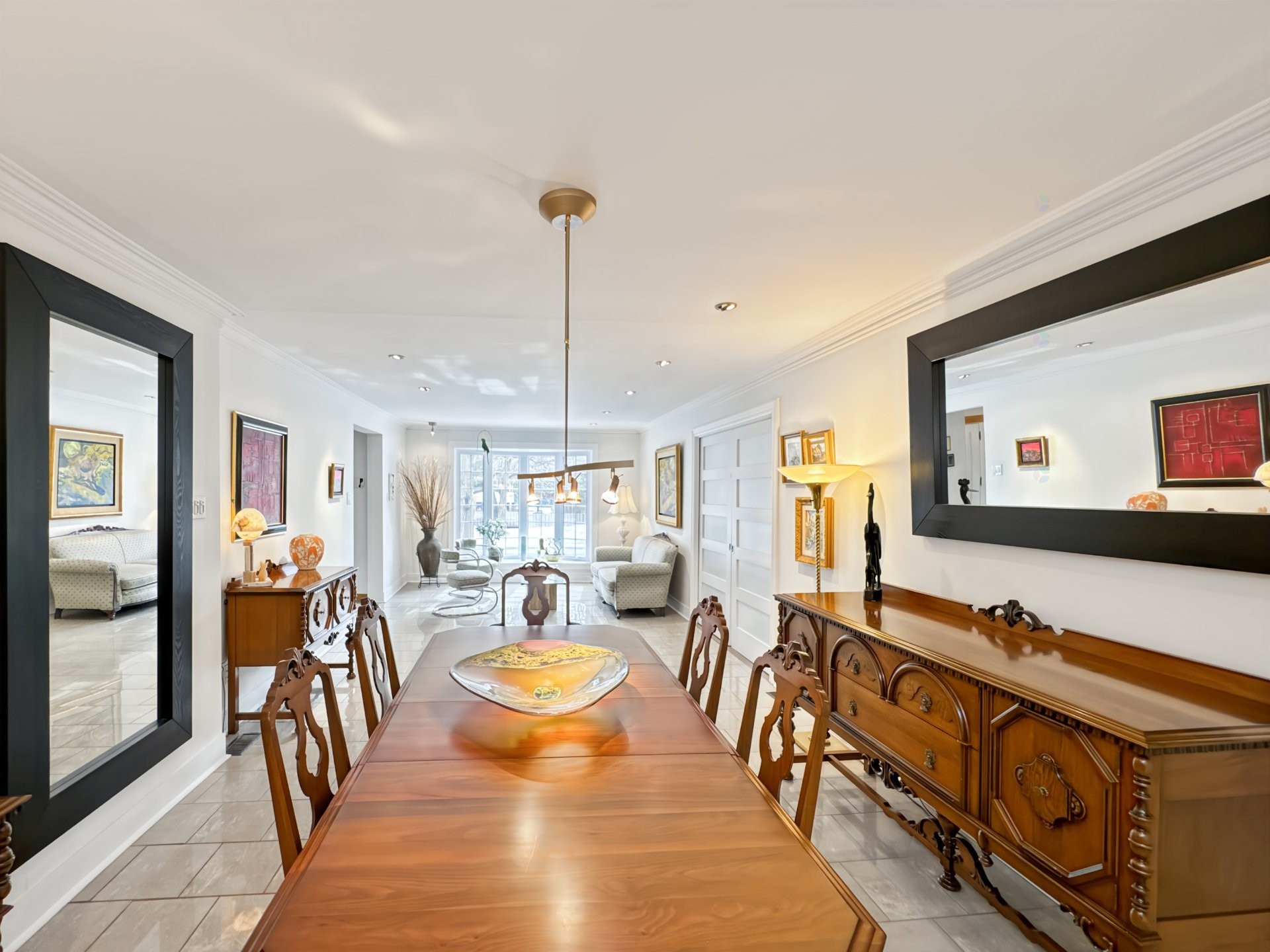 









590


Av. Townshend

,
Saint-Lambert,




QC
J4R1M5

