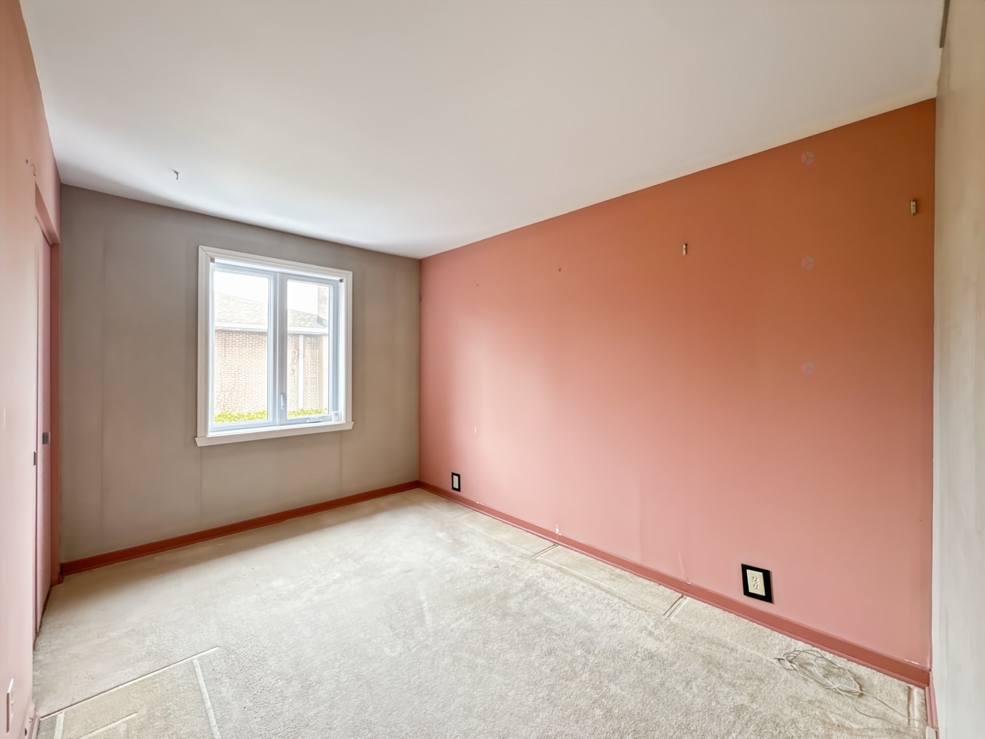 









590


Av. Townshend

,
Saint-Lambert,




QC
J4R1M5

