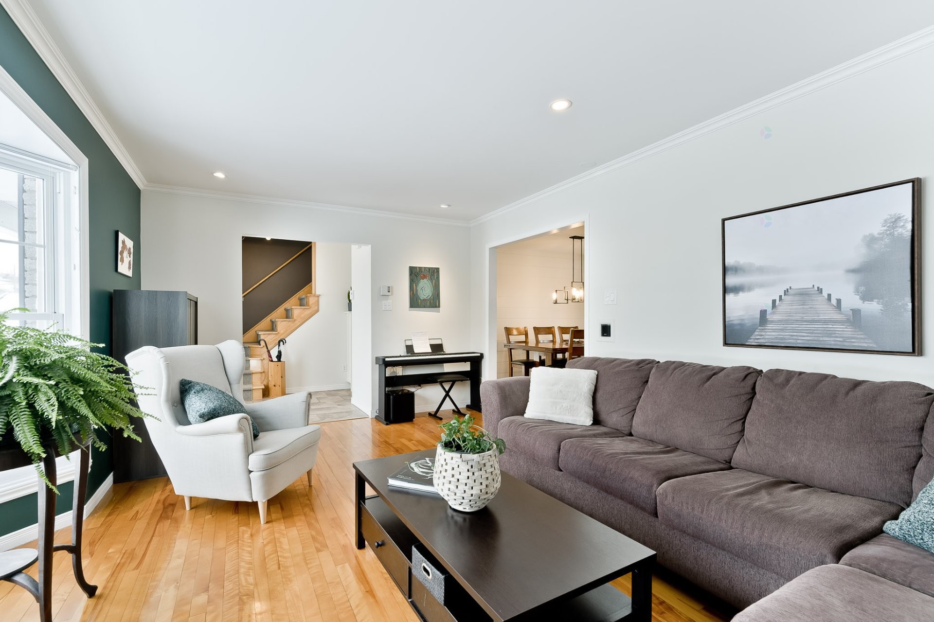 









297


Rue des Saphirs

,
Sherbrooke (Fleurimont),




QC
J1G5C5

