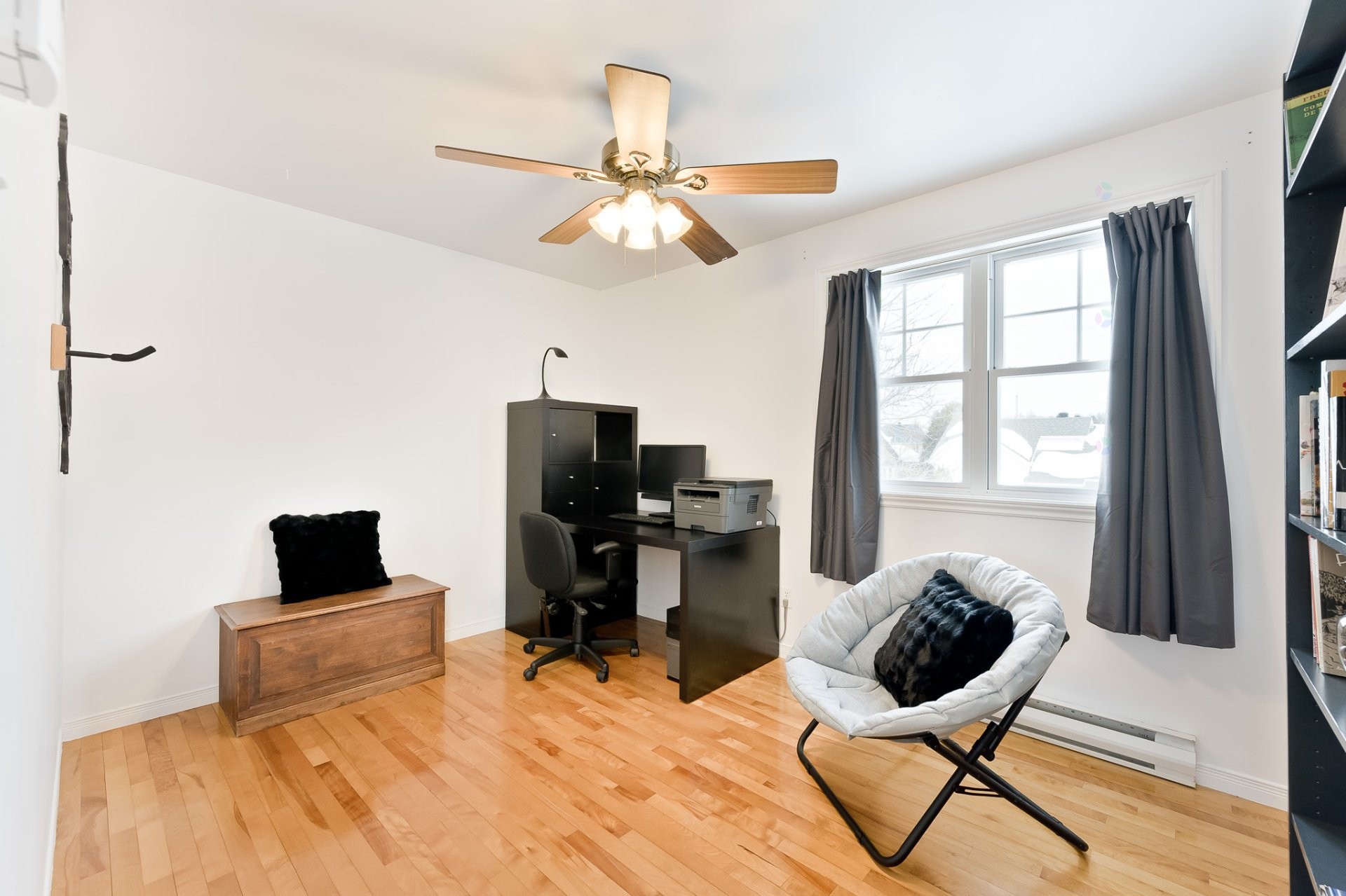









297


Rue des Saphirs

,
Sherbrooke (Fleurimont),




QC
J1G5C5

