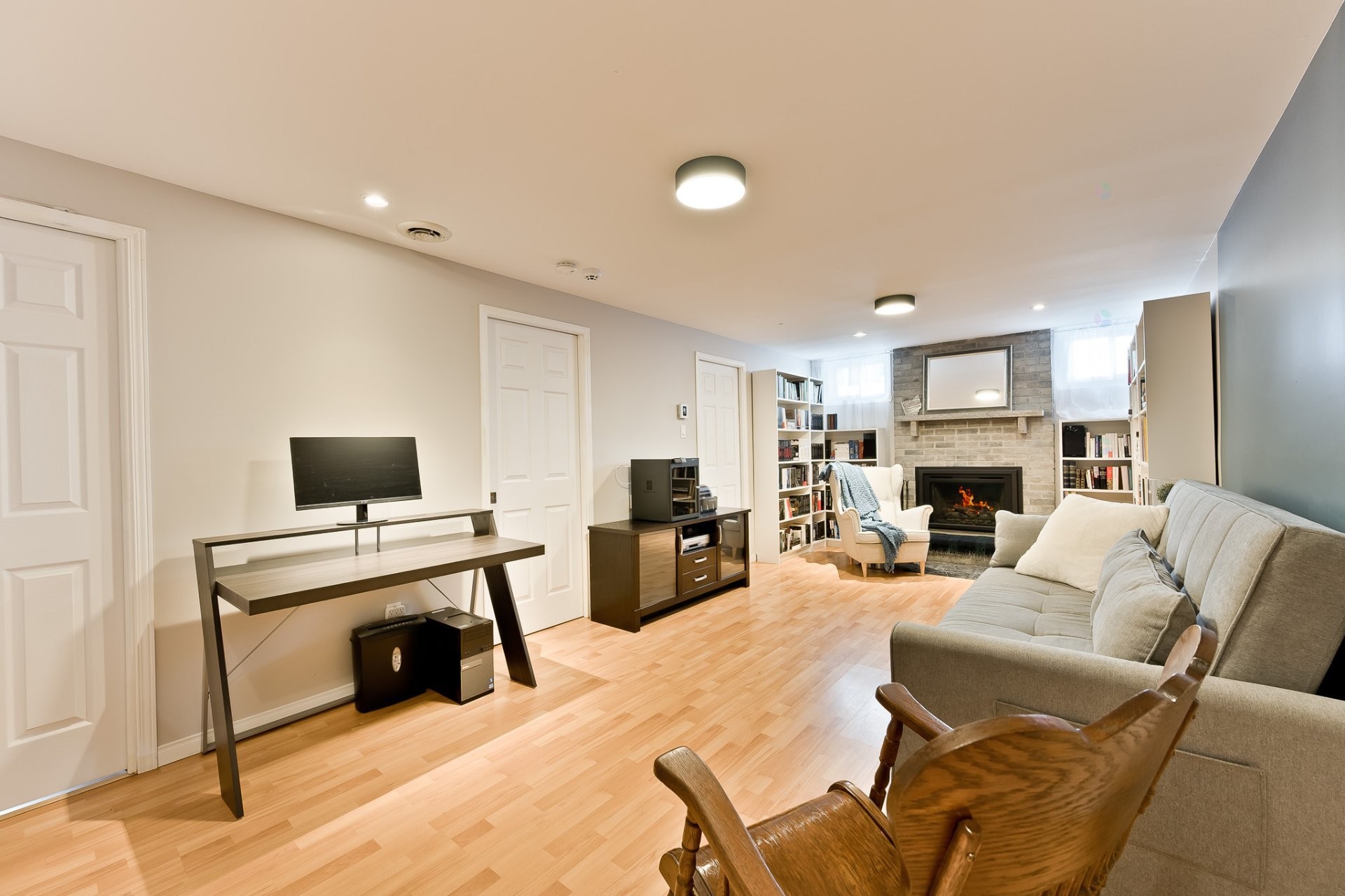 









297


Rue des Saphirs

,
Sherbrooke (Fleurimont),




QC
J1G5C5

