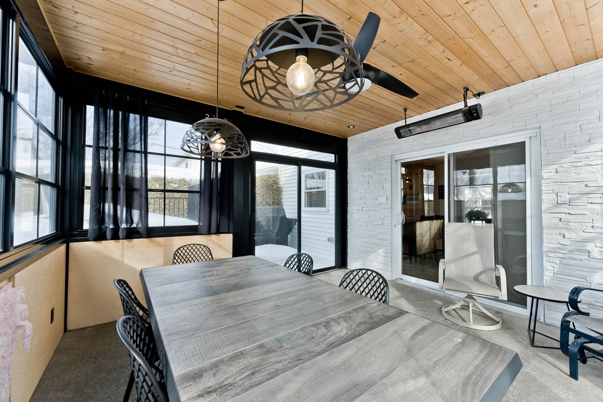 









297


Rue des Saphirs

,
Sherbrooke (Fleurimont),




QC
J1G5C5

