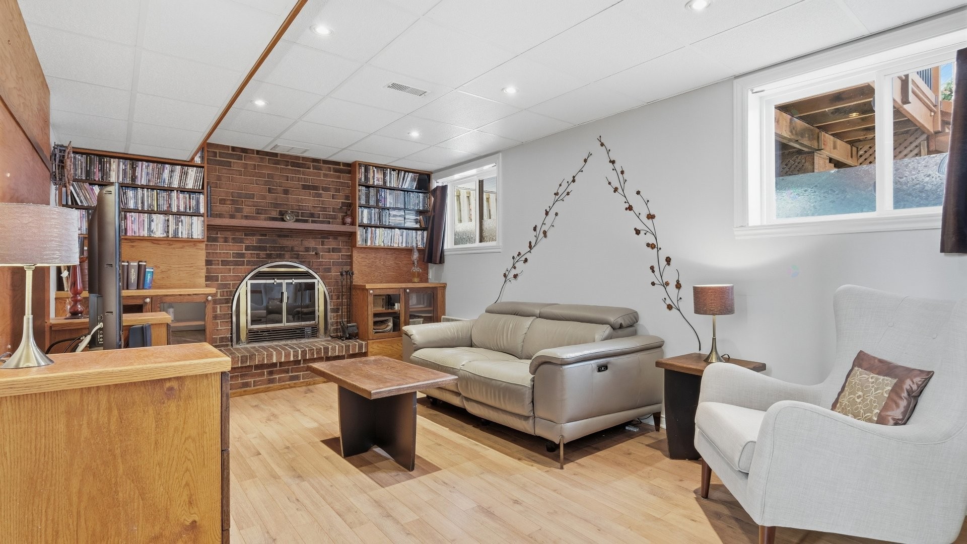 









7515


Rue Trudeau

,
Brossard,




QC
J4W2N5

