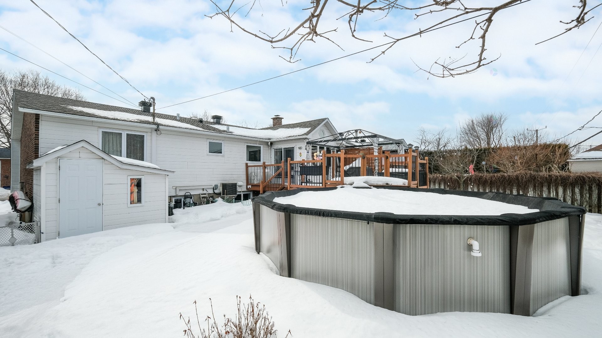 









7515


Rue Trudeau

,
Brossard,




QC
J4W2N5

