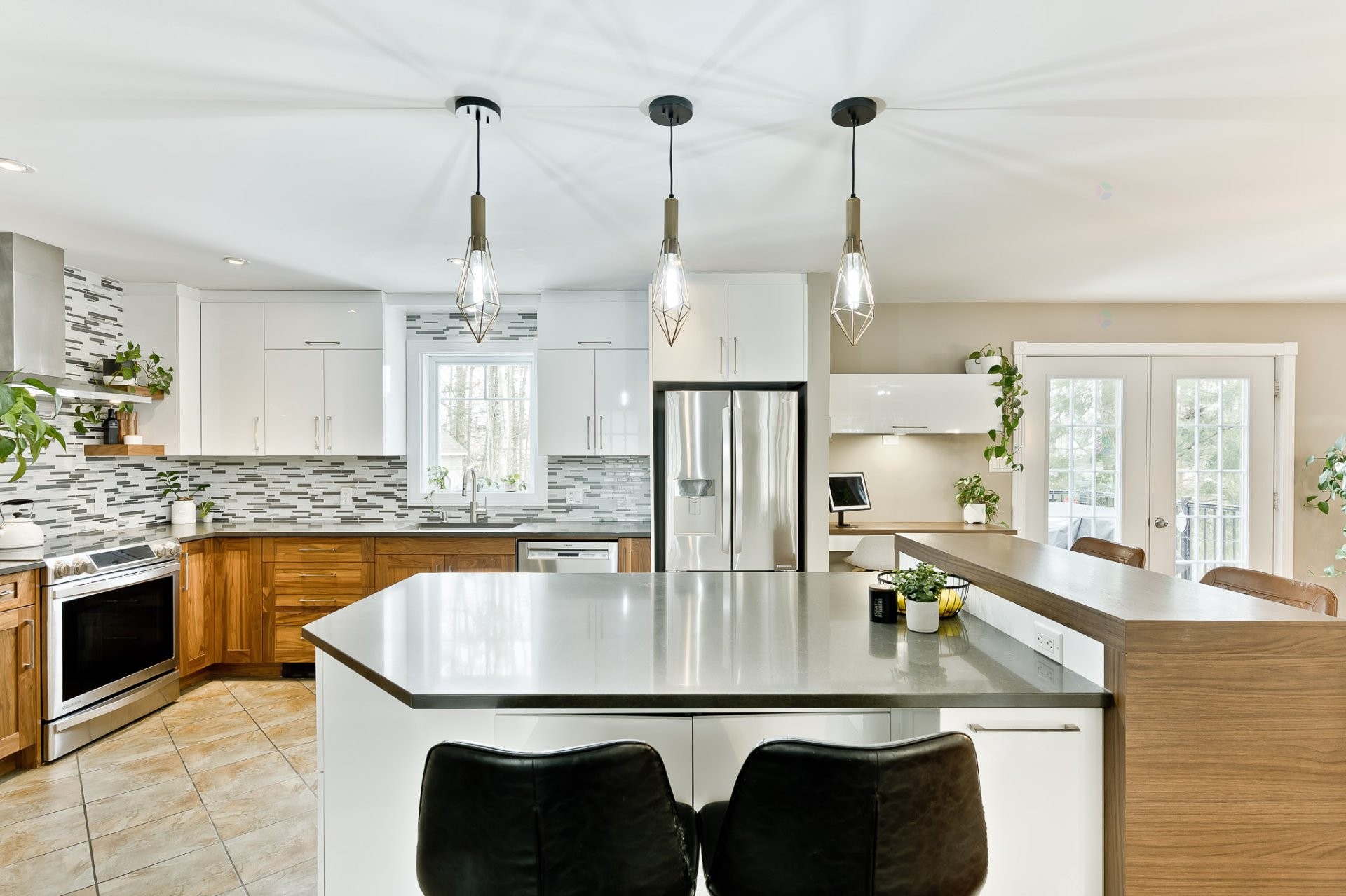 









4702


Rue des Chanterelles

,
Sherbrooke (Brompton/Rock Forest/Saint-Élie/Deauville),




QC
J1N4J6

