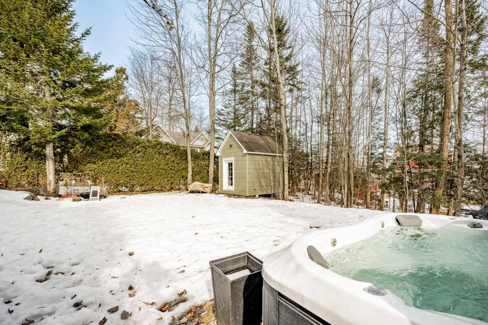 









4702


Rue des Chanterelles

,
Sherbrooke (Brompton/Rock Forest/Saint-Élie/Deauville),




QC
J1N4J6

