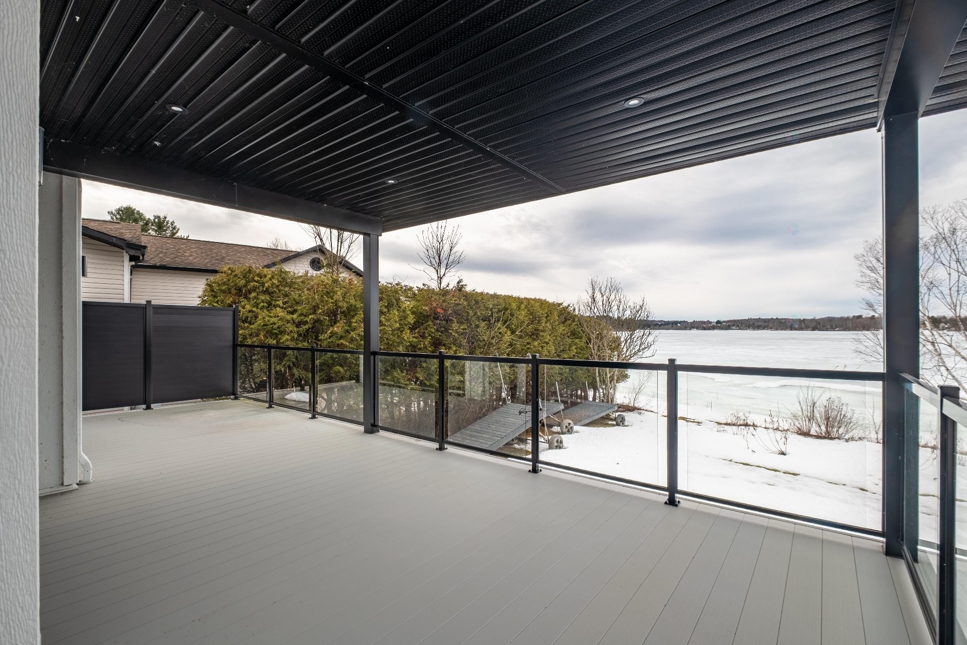 









185


Rue du Val-Joli

,
Sainte-Catherine-de-Hatley,




QC
J0B1W0

