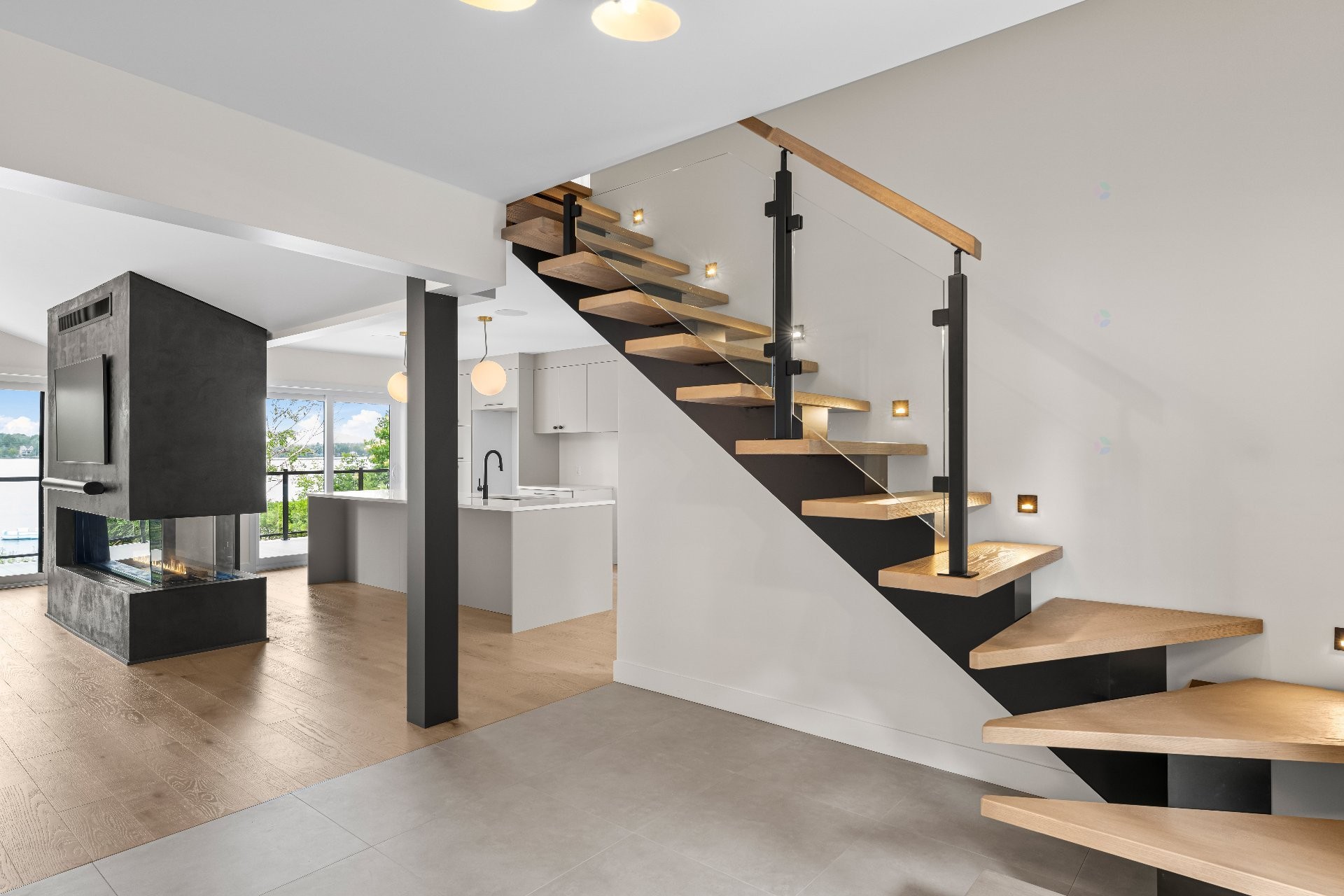 









185


Rue du Val-Joli

,
Sainte-Catherine-de-Hatley,




QC
J0B1W0

