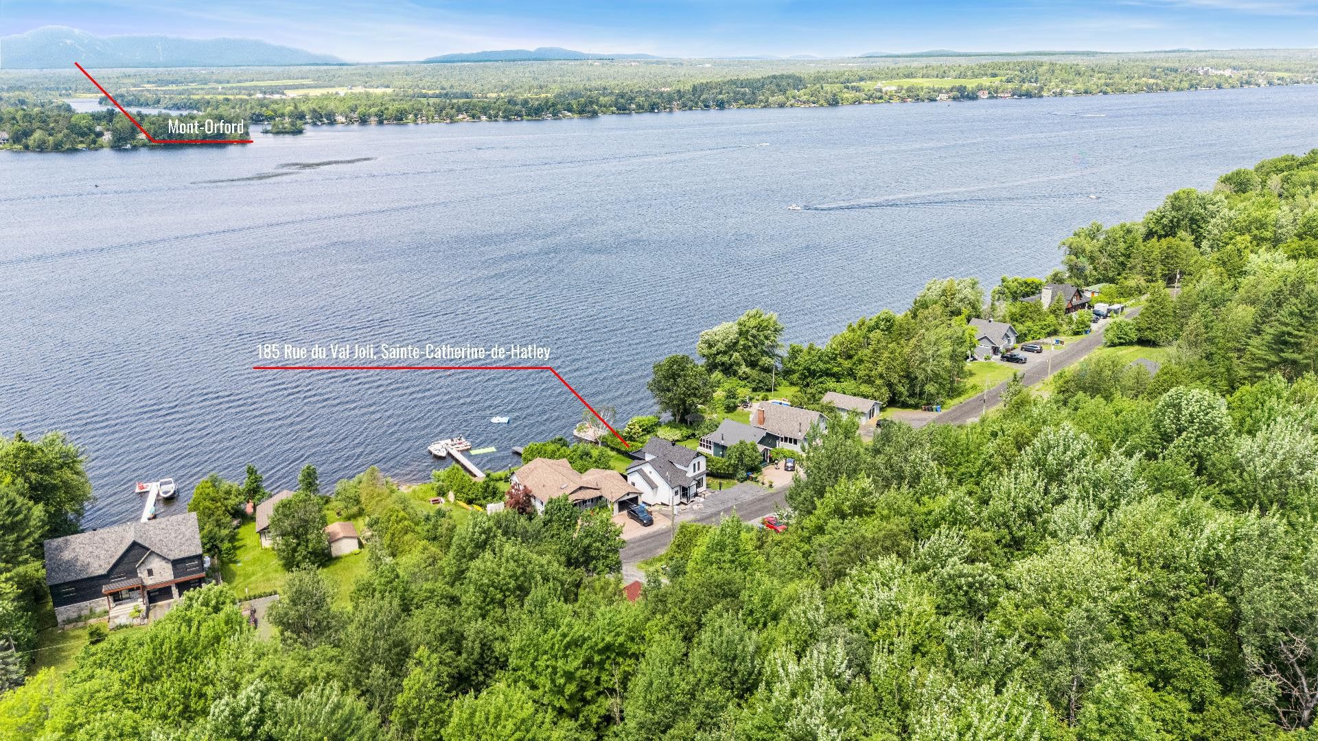 









185


Rue du Val-Joli

,
Sainte-Catherine-de-Hatley,




QC
J0B1W0

