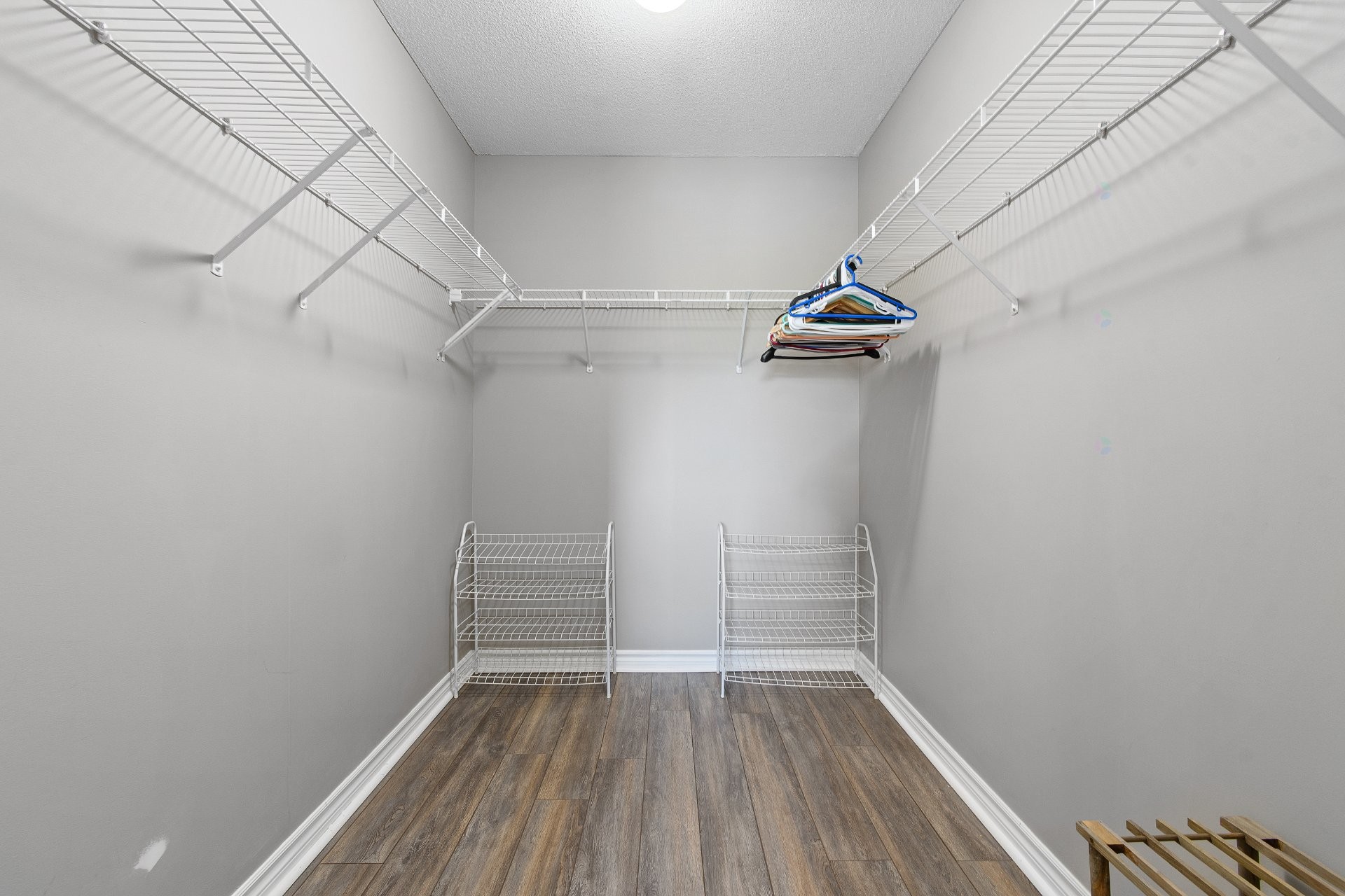 









958


Boul. du Plateau

, 3,
Gatineau (Aylmer),




QC
J9J0B9

