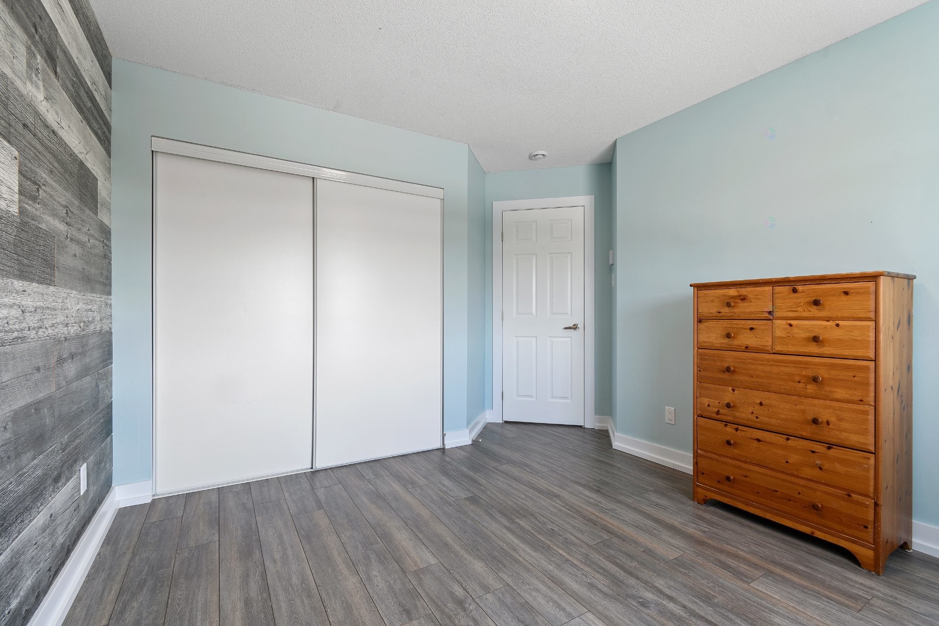 









958


Boul. du Plateau

, 3,
Gatineau (Aylmer),




QC
J9J0B9

