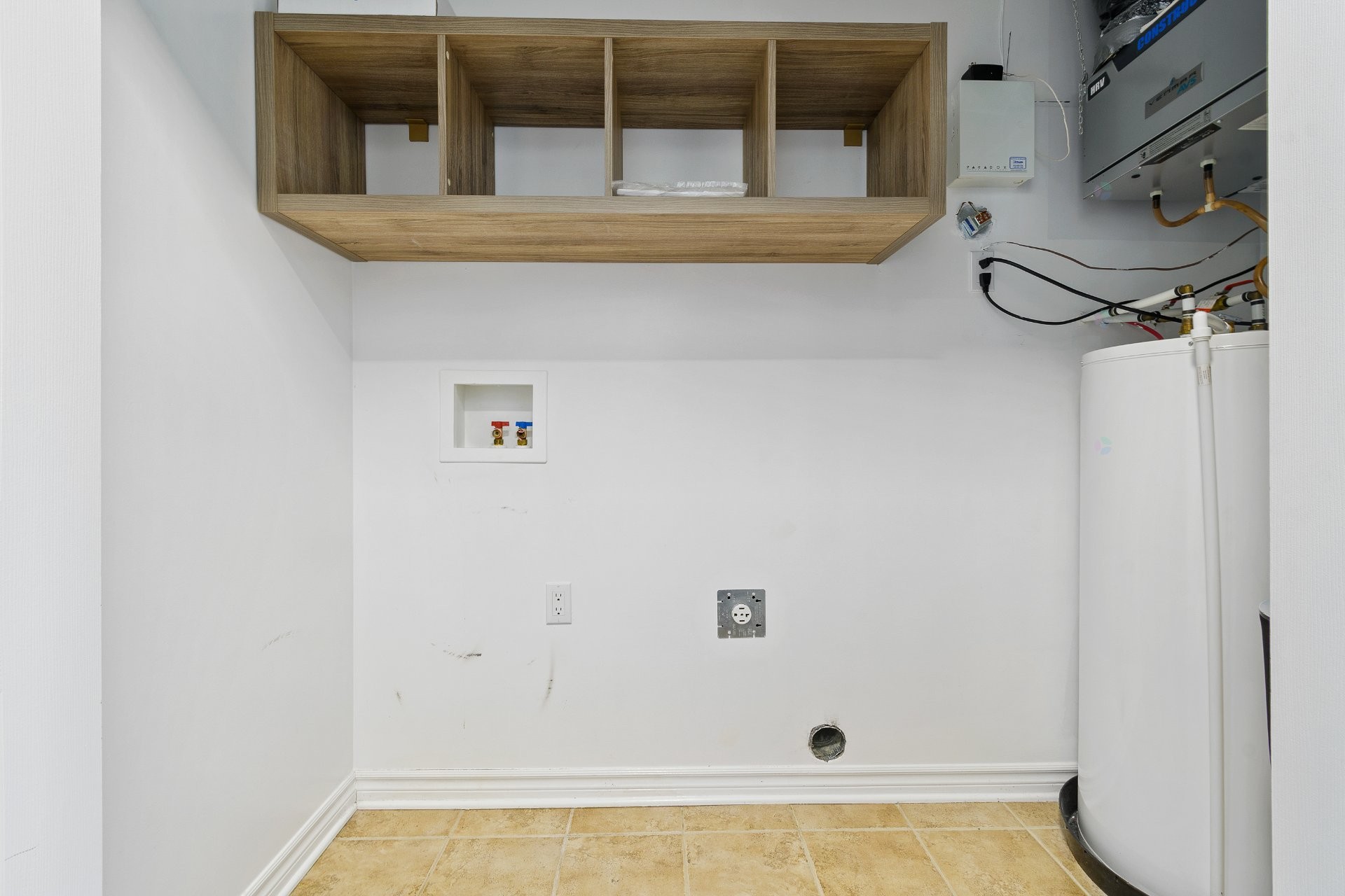 









958


Boul. du Plateau

, 3,
Gatineau (Aylmer),




QC
J9J0B9

