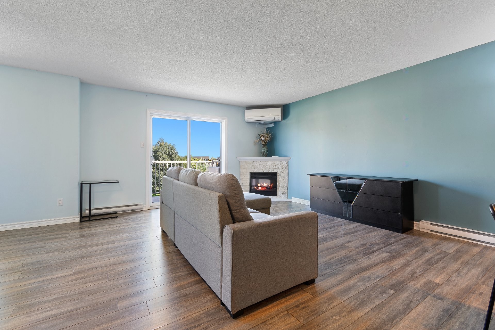 









958


Boul. du Plateau

, 3,
Gatineau (Aylmer),




QC
J9J0B9

