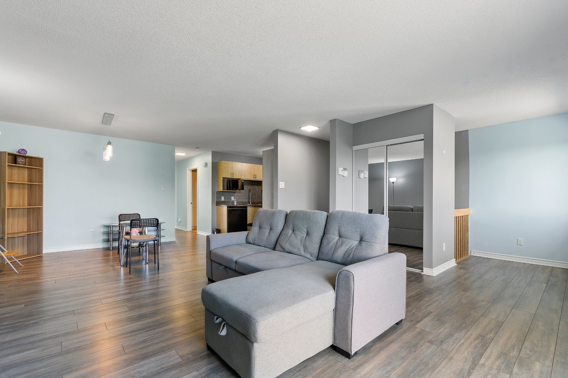 









958


Boul. du Plateau

, 3,
Gatineau (Aylmer),




QC
J9J0B9

