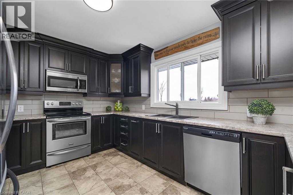 












5022 SIXTH Line

,
Erin,




Ontario
N0B1T0

