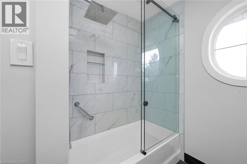 












5022 SIXTH Line

,
Erin,




Ontario
N0B1T0

